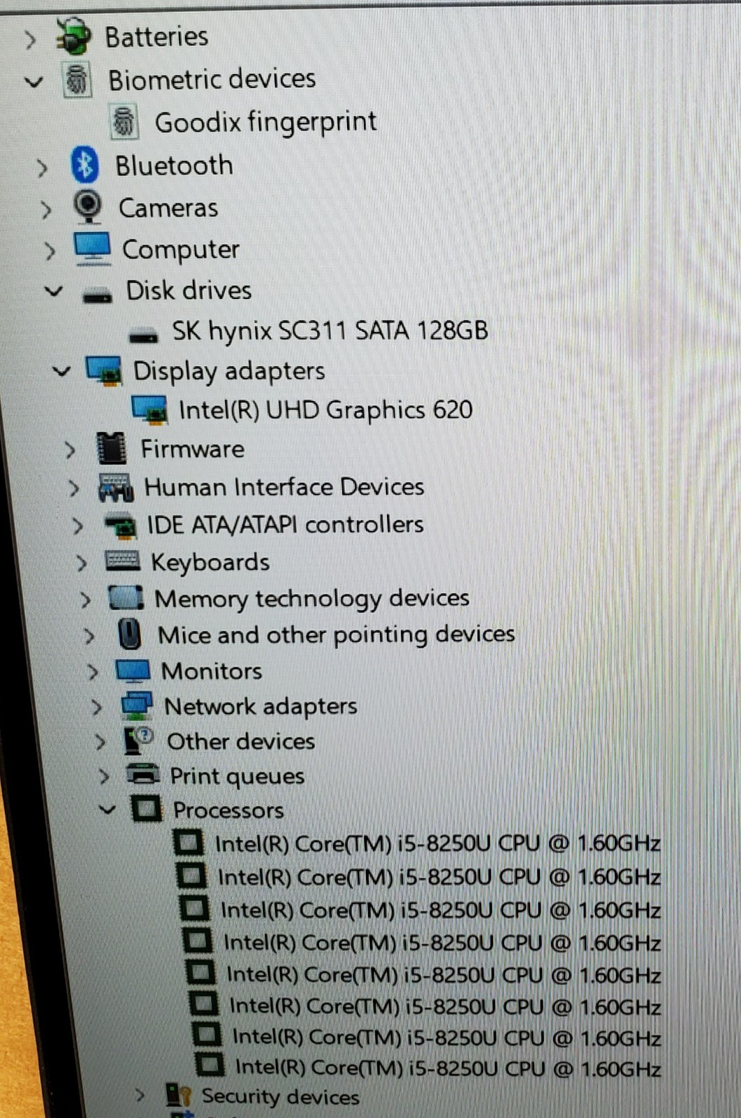 Dell XPS 9370 13.3″ i5-8250U 1.6Ghz, 128GB M2 SSD, 8GB RAM, FULL HD, Win 11 Pro