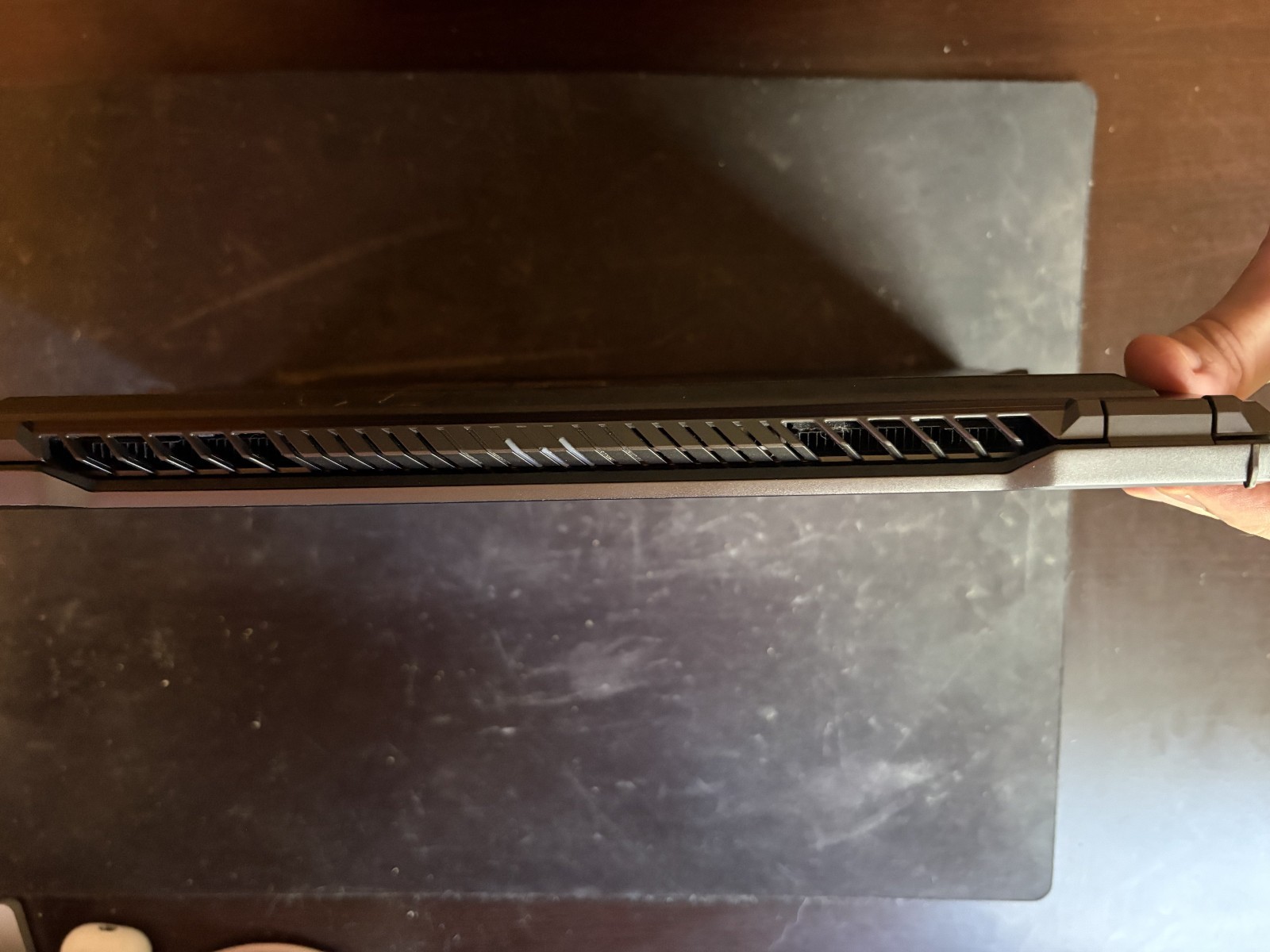 ASUS ROG Zephyrus G15 15.6″ (1TB SSD, AMD Ryzen 9, 3.00GHz, 16GB, NVIDIA GeForce