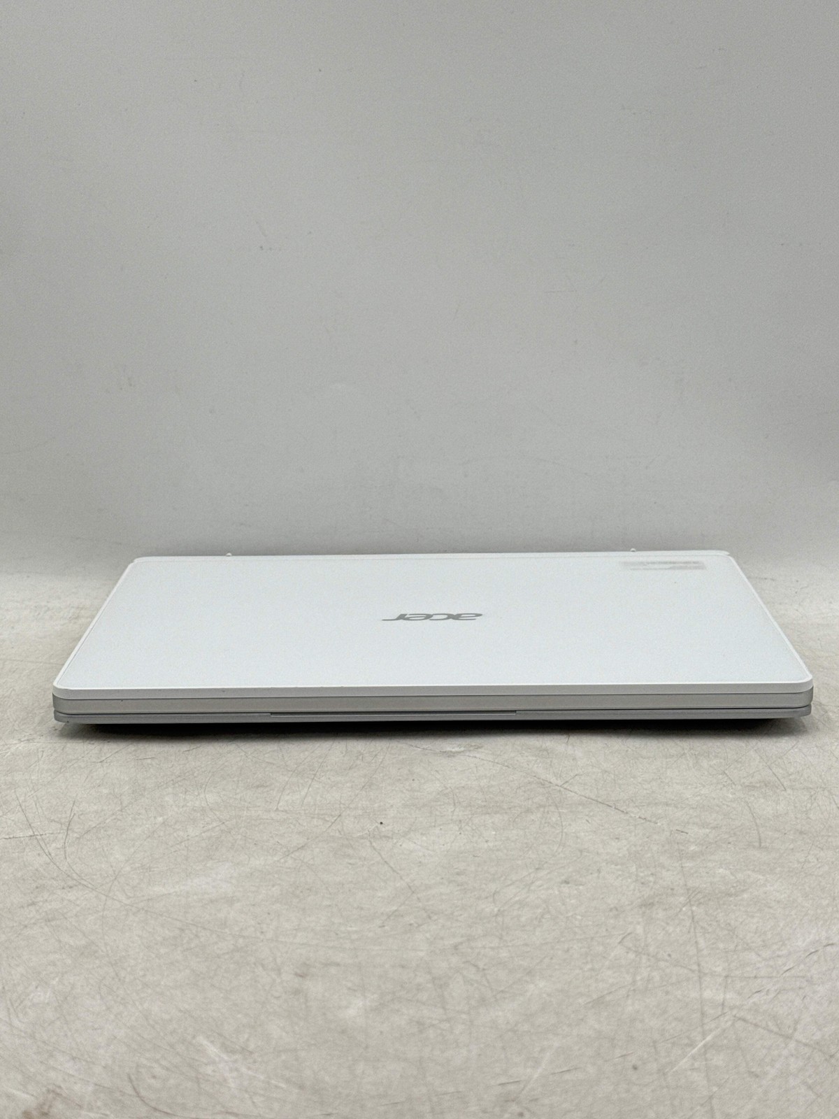Acer Aspire Switch 10 T77H462 2-in-1 Windows Laptop – No Power