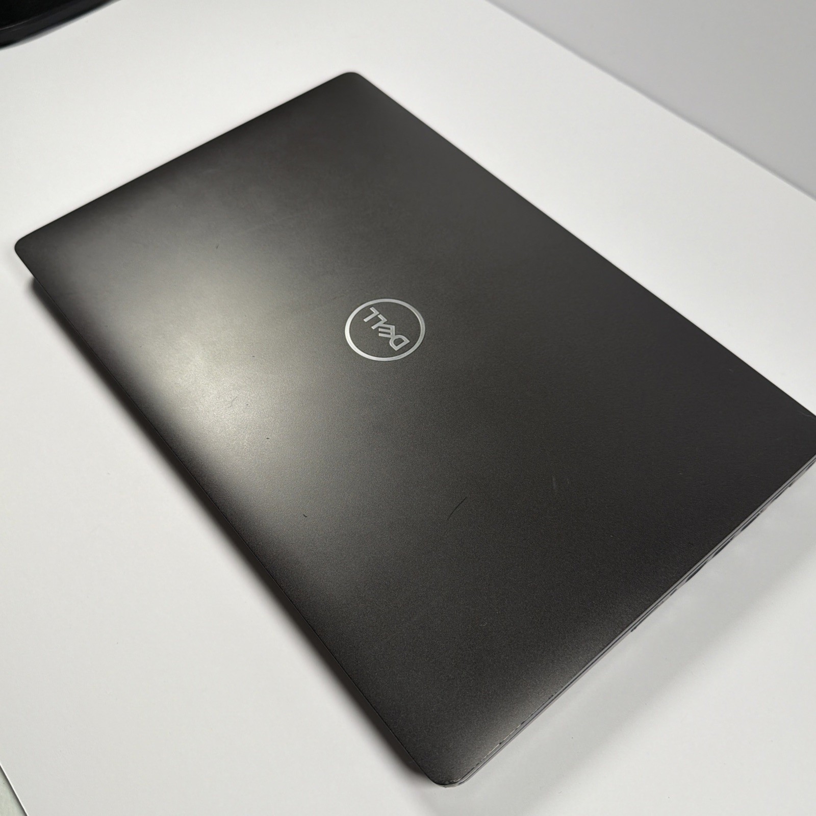 Dell Latitude 5500 15.6″ Intel Core i5-8365U 16GB RAM 256GB NVMe Win11Pro – READ