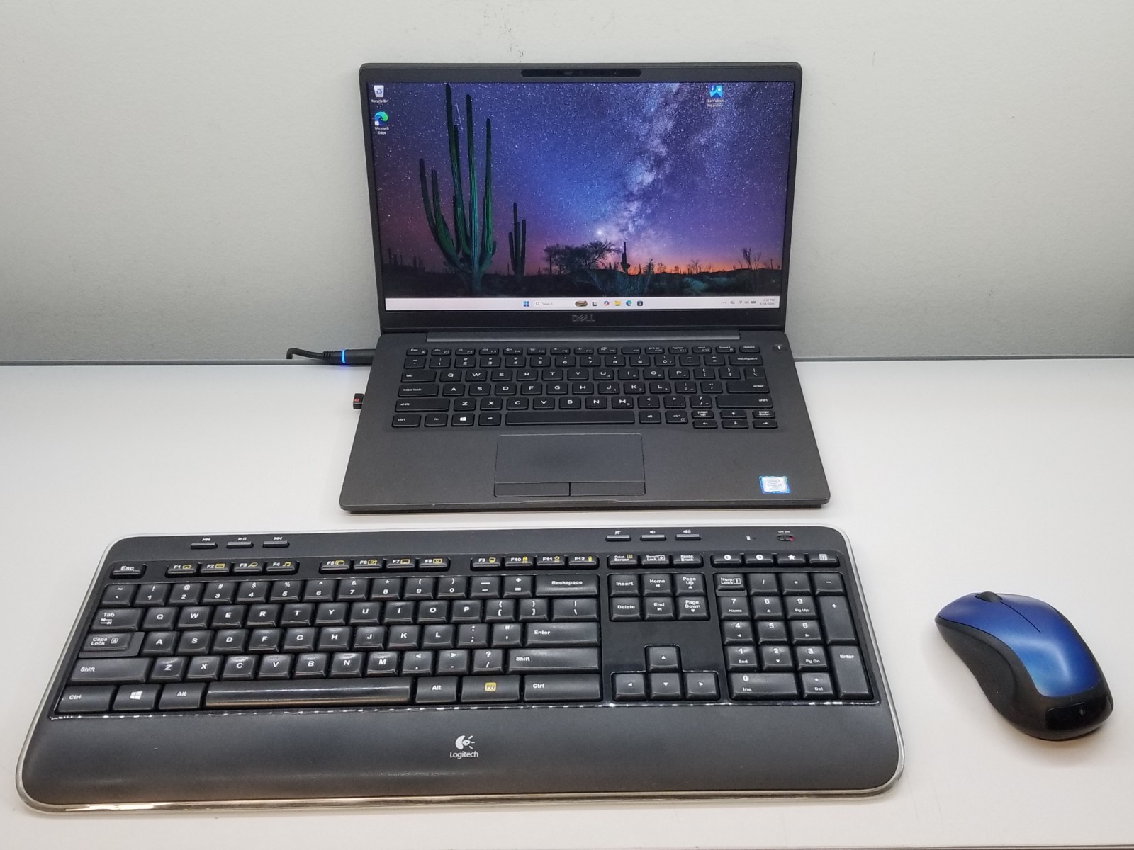 Dell Latitude 7400 14″ FHD i7-8665U 1.9GHz 16GB RAM 512GB NVMe Win 11 Pro READ