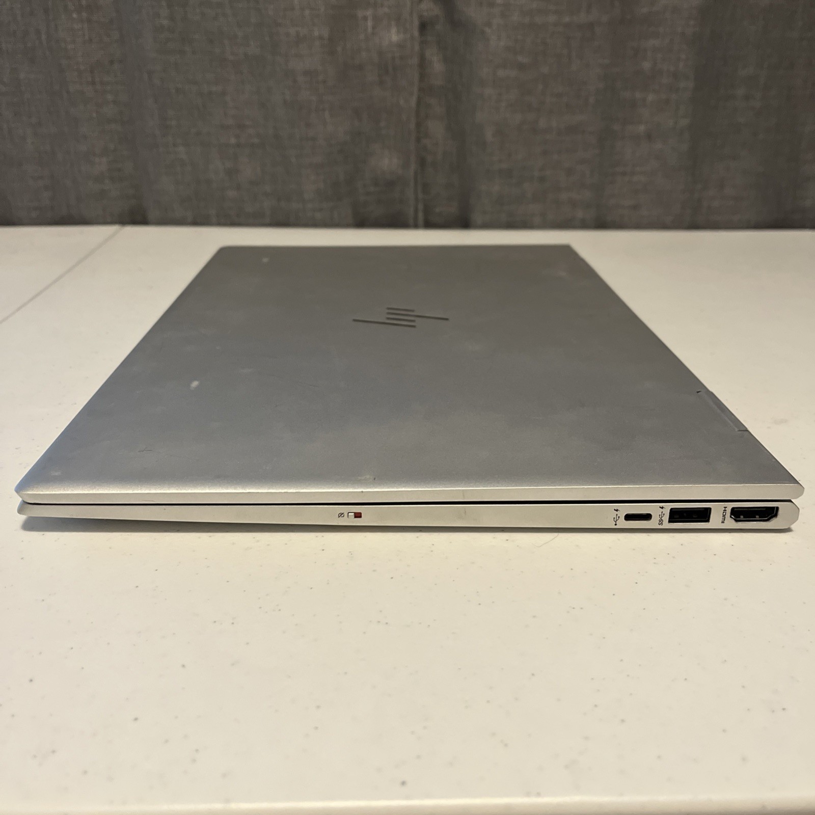 HP Envy x360 15m-dr1xxx 15.6″ Intel Core i7-10510U 8GB RAM No Drive No OS