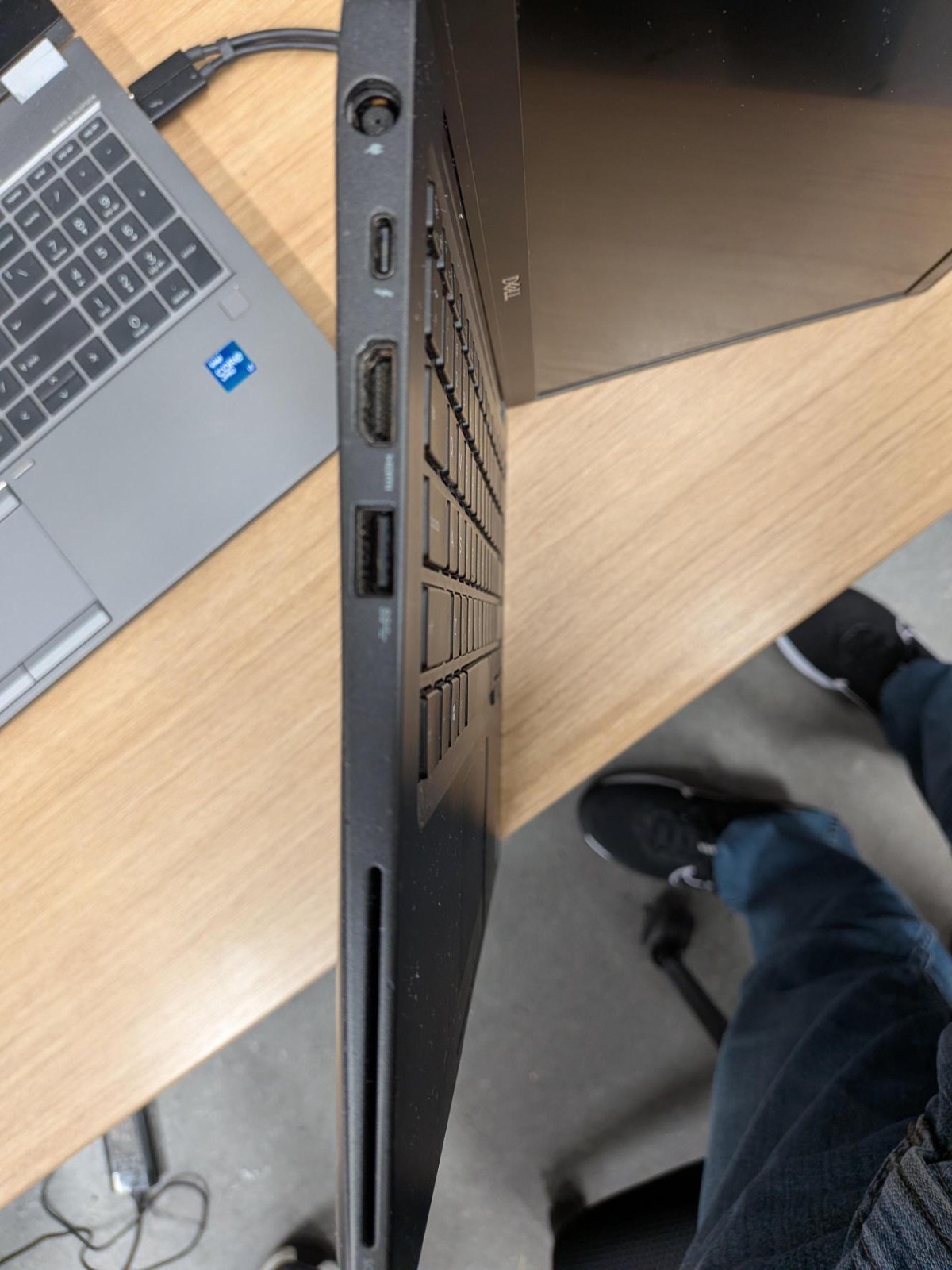 Dell Latitude 7400 Laptop | i7-8665U | 16GB RAM | 512GB SSD | Windows 11 Pro