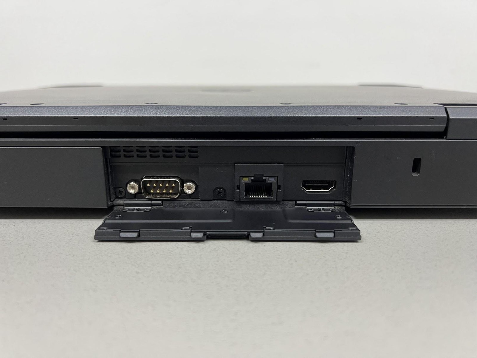 Dell Latitude 5424 Rugged – i5-8350U, 16GB RAM, 240GB SSD, Touchscreen, LTE #001