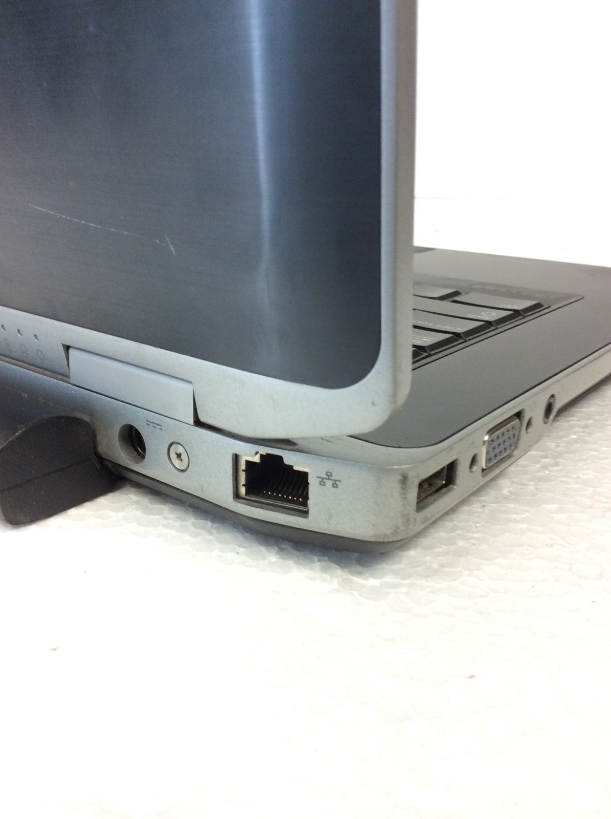 Dell Latitude E6430 14″ Laptop i5-3230M 2.60Ghz w/320GB HD, 8Gb Ram, No Battery