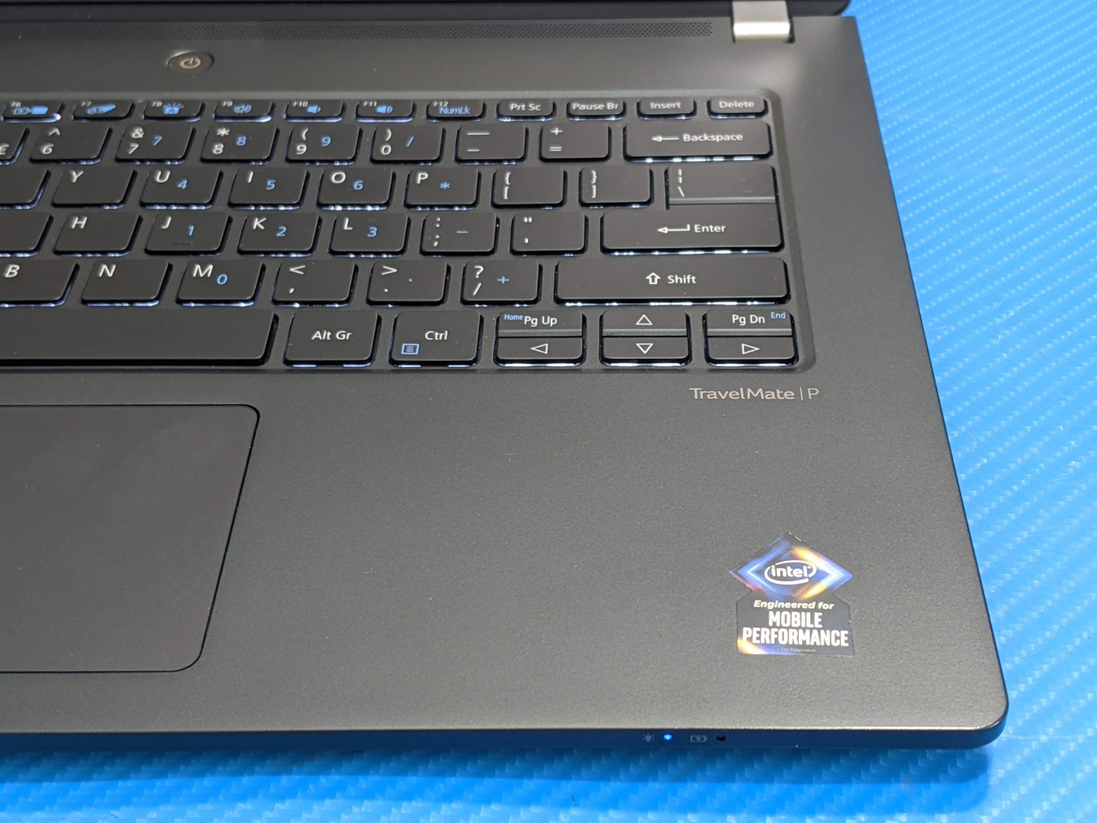 Acer TravelMate P614-51-G2 14″ FHD i7-10610U 1.8GHz 16GB 512GB SSD W11P +Charger