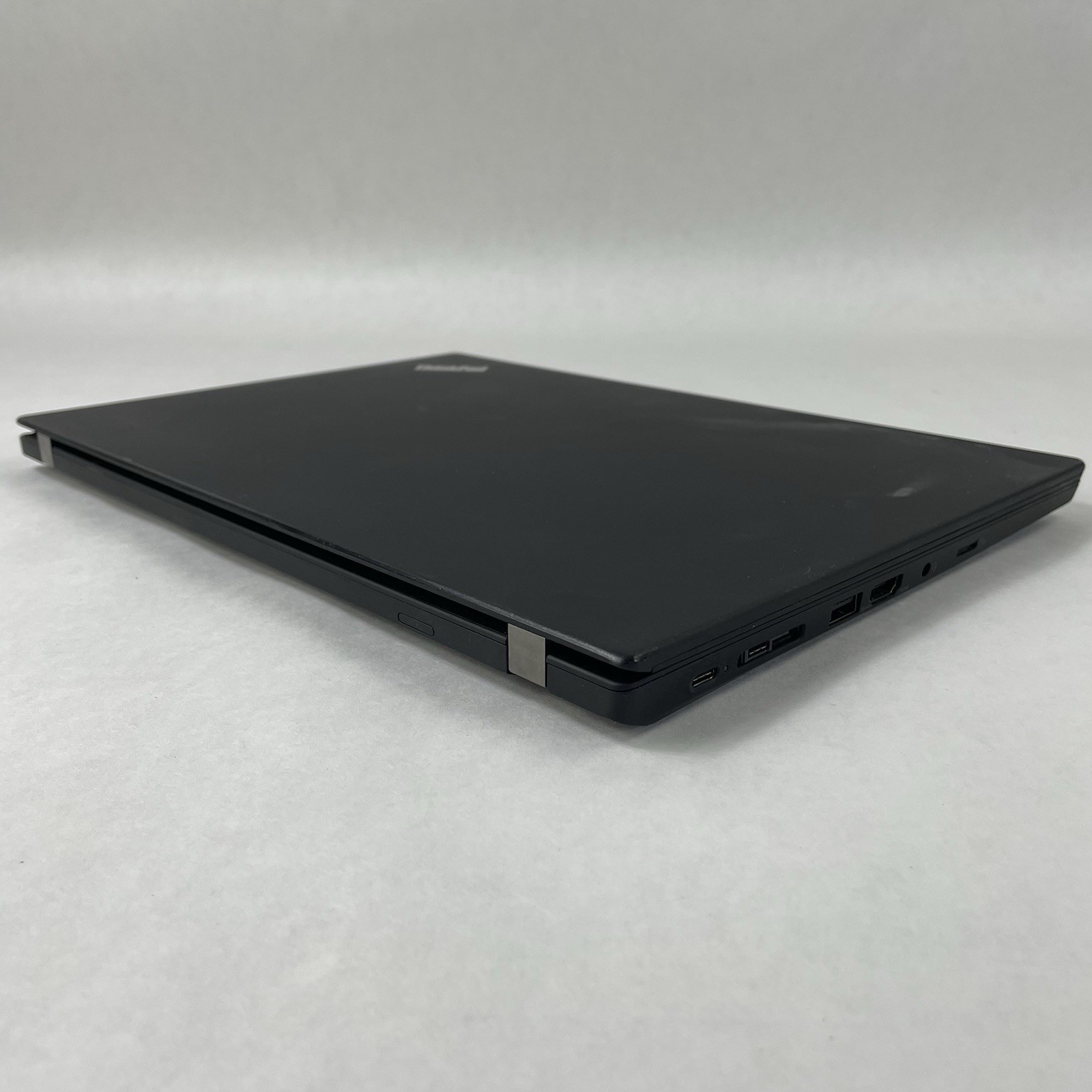 Lenovo ThinkPad T490 14″ i5-8365U 1.60 GHz 8 GB RAM No SSD/OS/AC – Bad Hinge