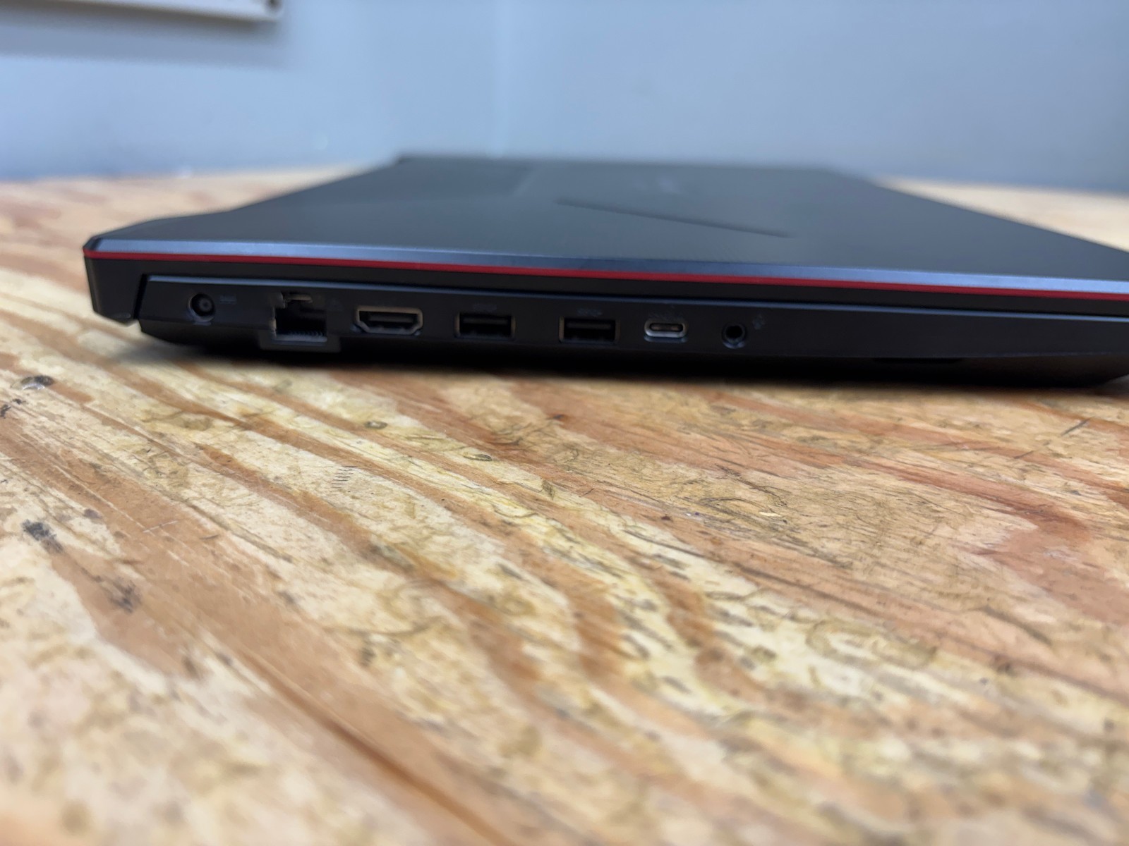 ASUS TUF Gaming A17 FA706IH 17.3″ FHD Ryzen 5 4600H 16GB 256GB GTX 1650 Win11