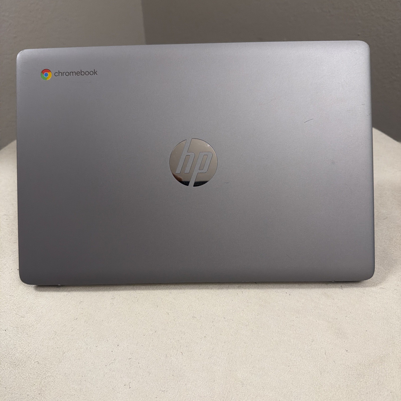 HP Chromebook 14A-NA0061DX Sliver Notebook Laptop Silver 8621 Excellent