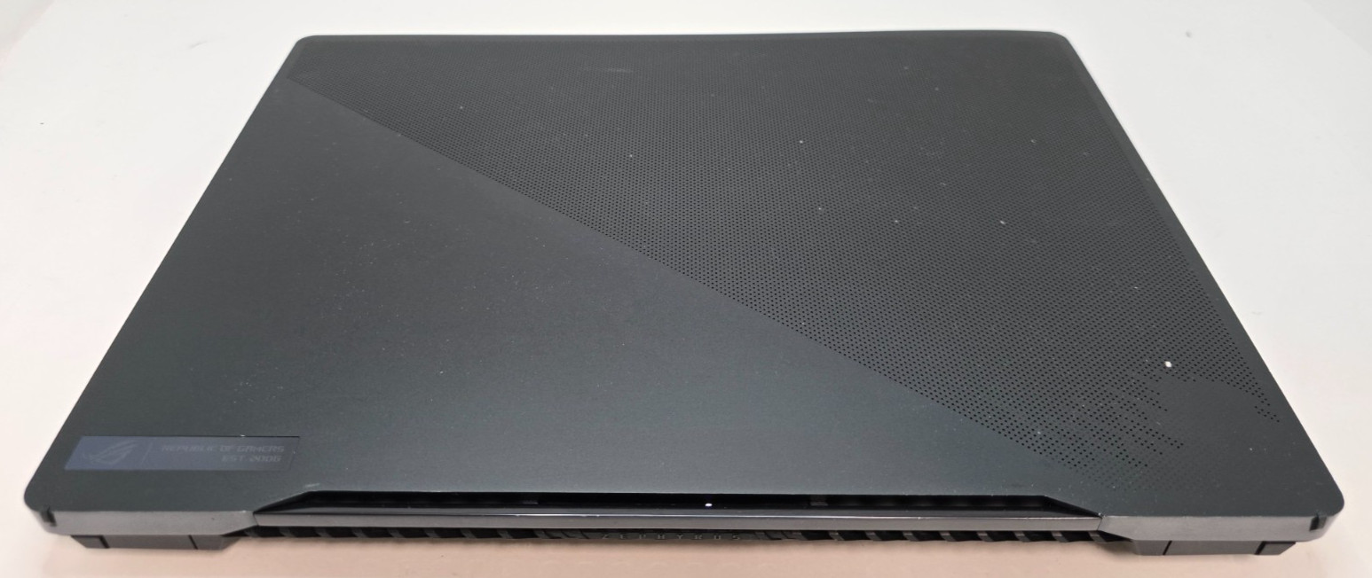 ASUS ROG M16 16″ i9-13900H 14C, 16GB, 1.5 TB SSD, RTX 4070, WQXGA 240HZ