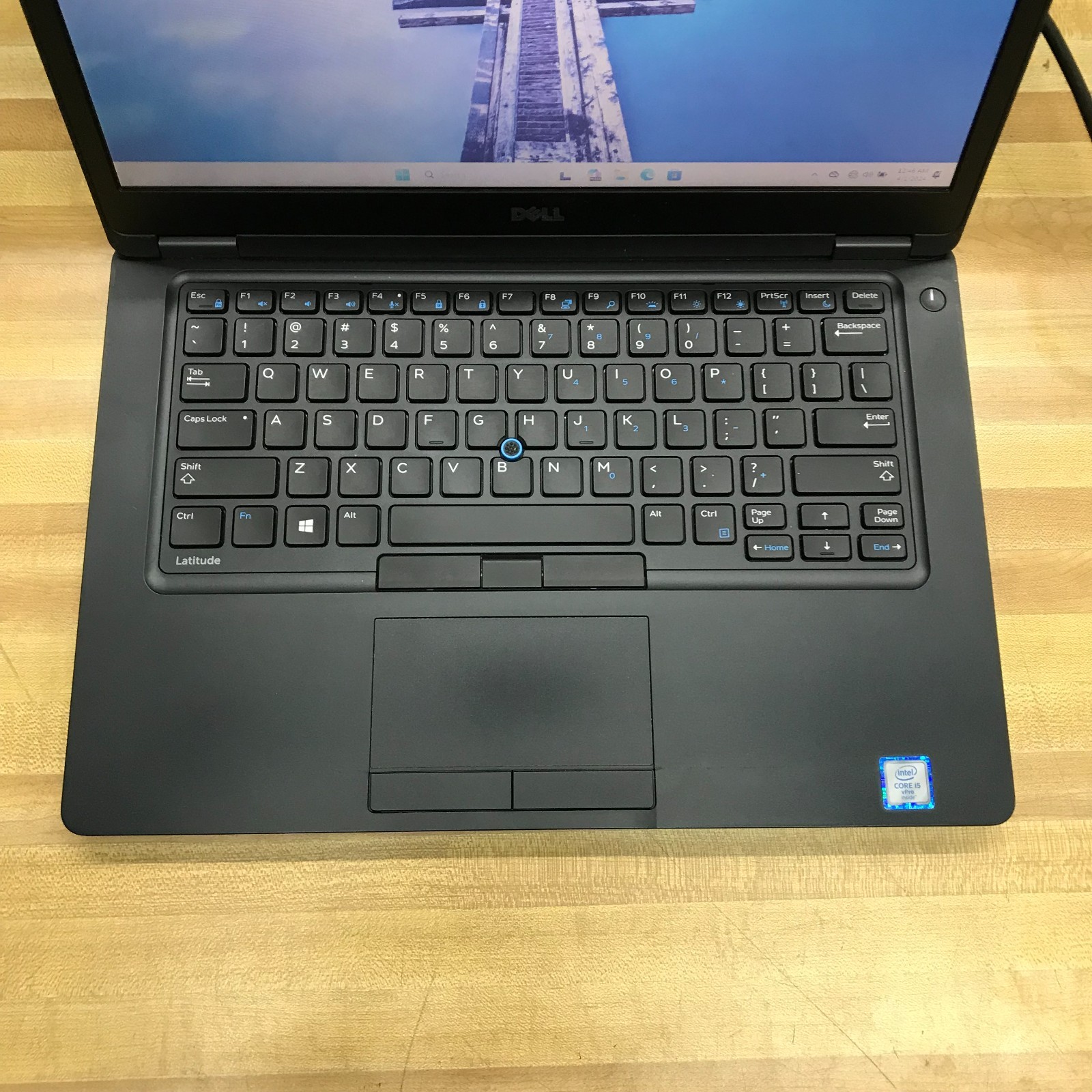 Dell Latitude 5480 14″ i5-6300U 2.40GHz 8GB RAM 256GB SSD (Windows 11 Pro)