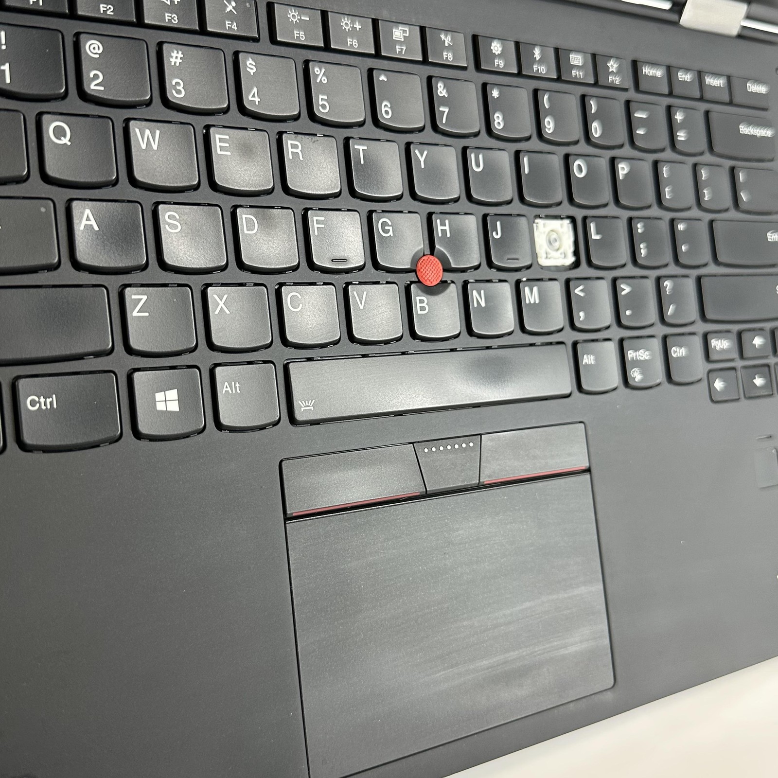 Lenovo ThinkPad X1 Yoga 2nd Gen 14 FHD TOUCH i5-7300U 2.60GHz 8GB NO STORAGE