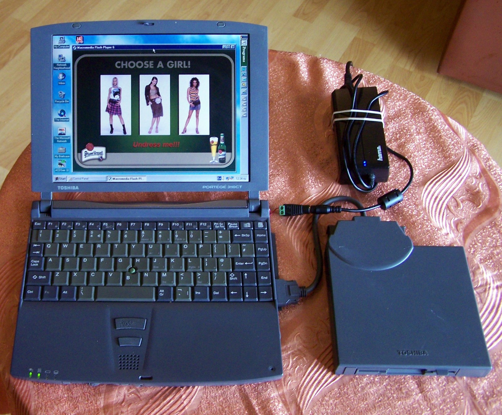 Win95 Toshiba Portege 3110CT Pentium 2, 300MHz 64MB 4GB Floppy Dos-ΝΟ armada cds