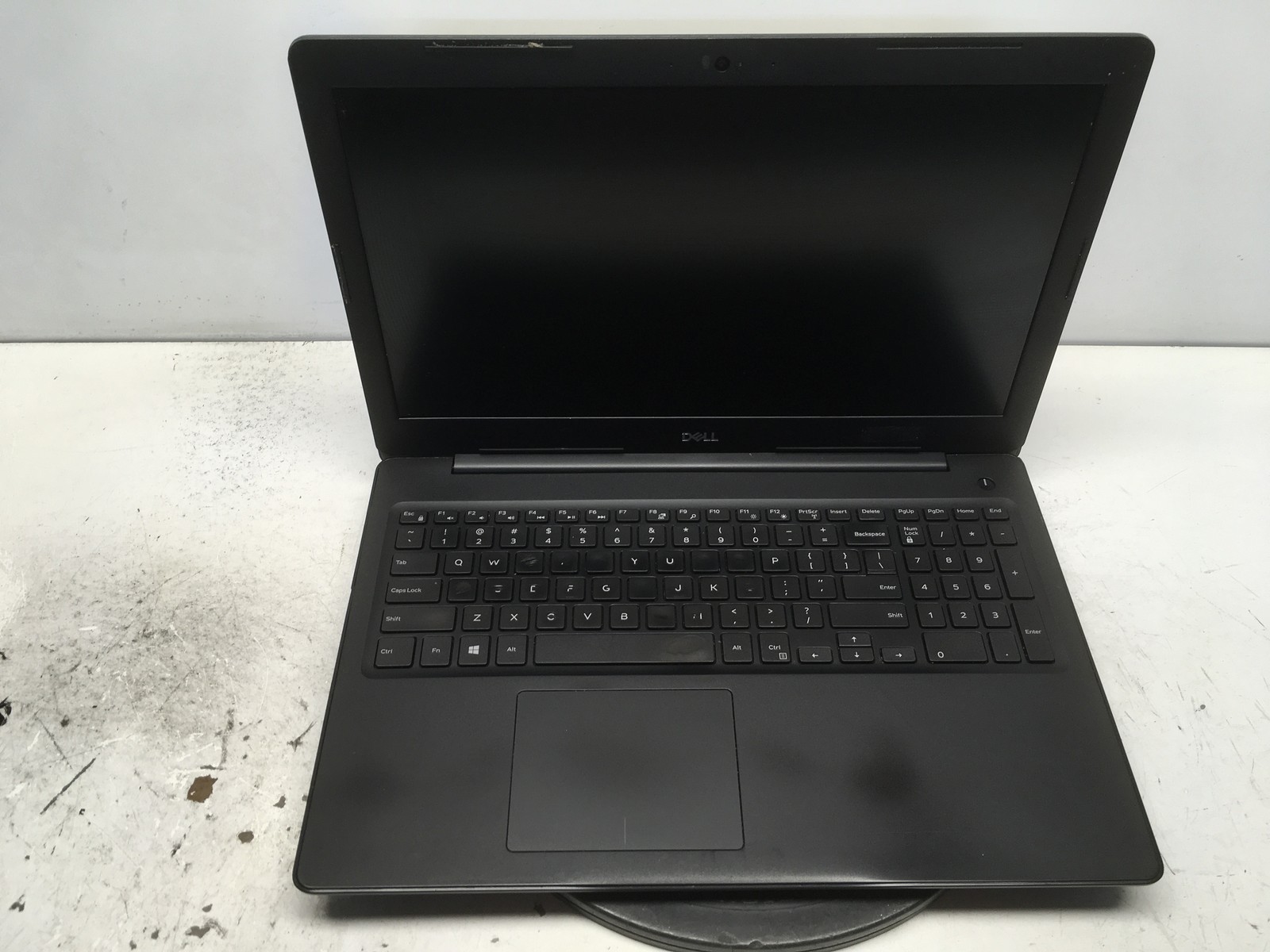 Dell Latitude 3590 Intel i3-7130U 2.7GHz 4 GB NO HDD No Batt
