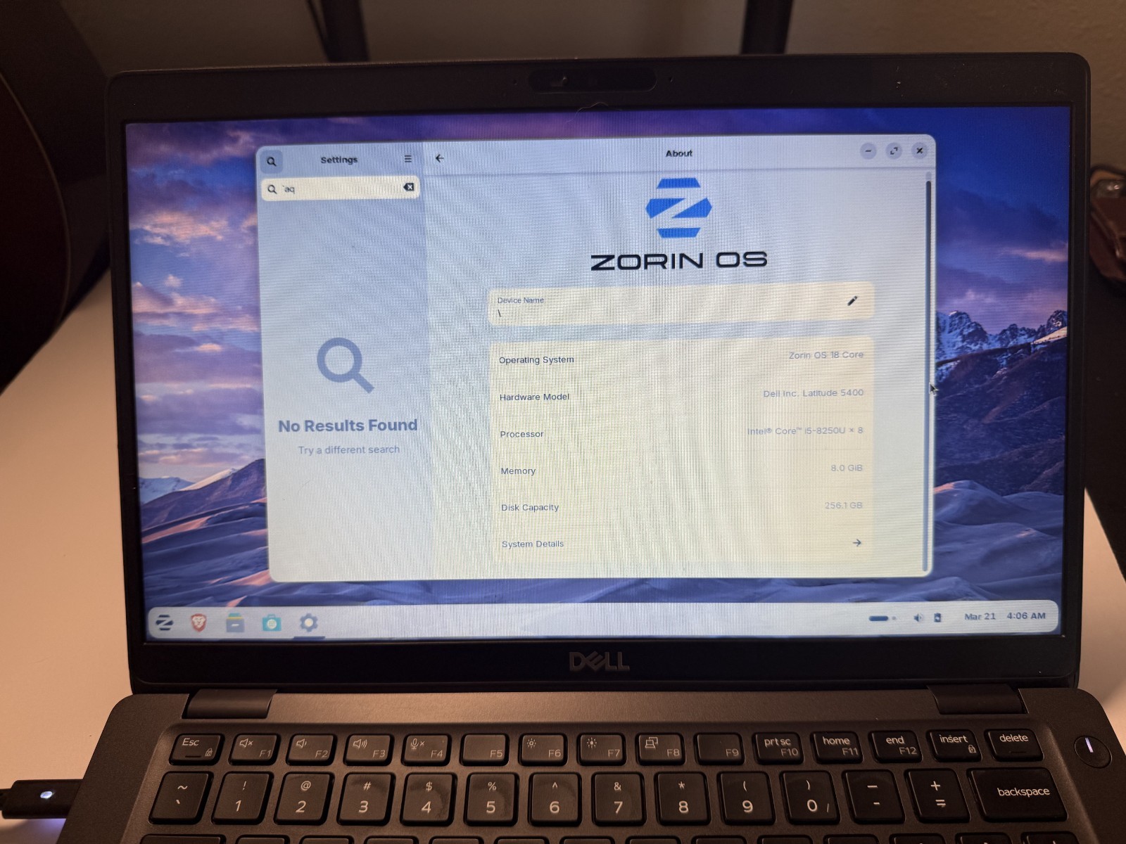 Dell Latitude 5590-i5-8250 -8GB RAM-256GB Zorin OS 18 Core