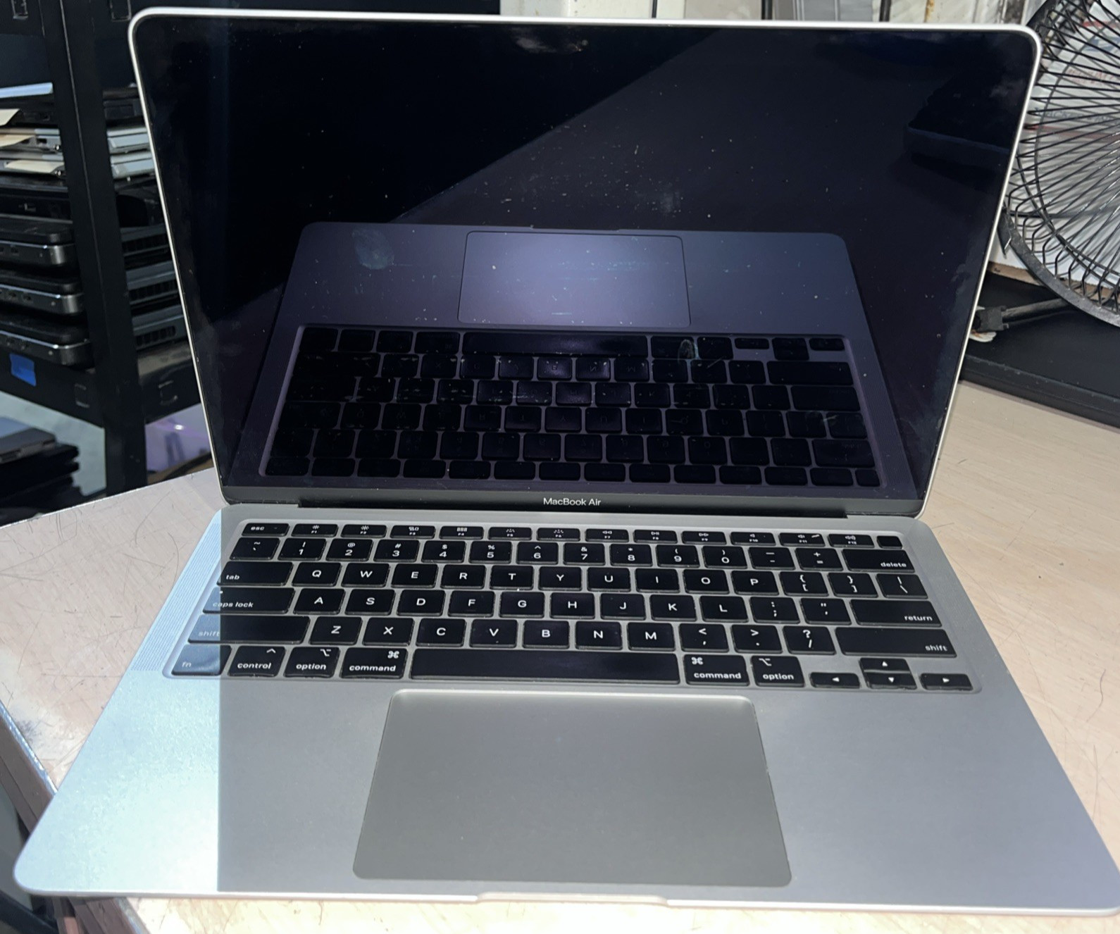 APPLE MACBOOK AIR 13″ SCISSOR, 2020 CORE I3-1000NG4 1.1GHZ 8GB RAM 256SSD