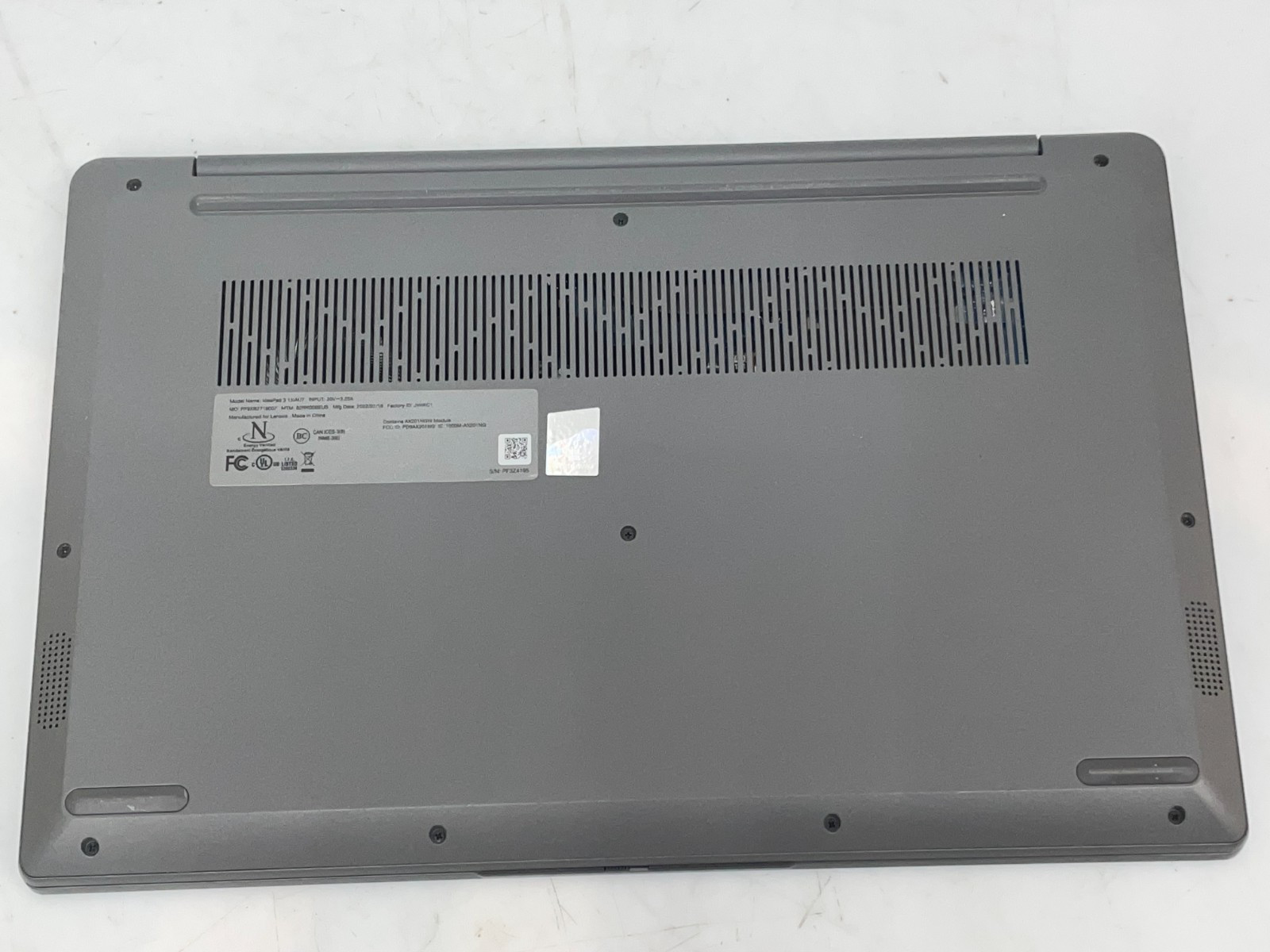 Lenovo IdeaPad 1 15IAU7 15.6″ i5-1235U 8GB DDR4 256GB SSD Windows 11 Touchscreen