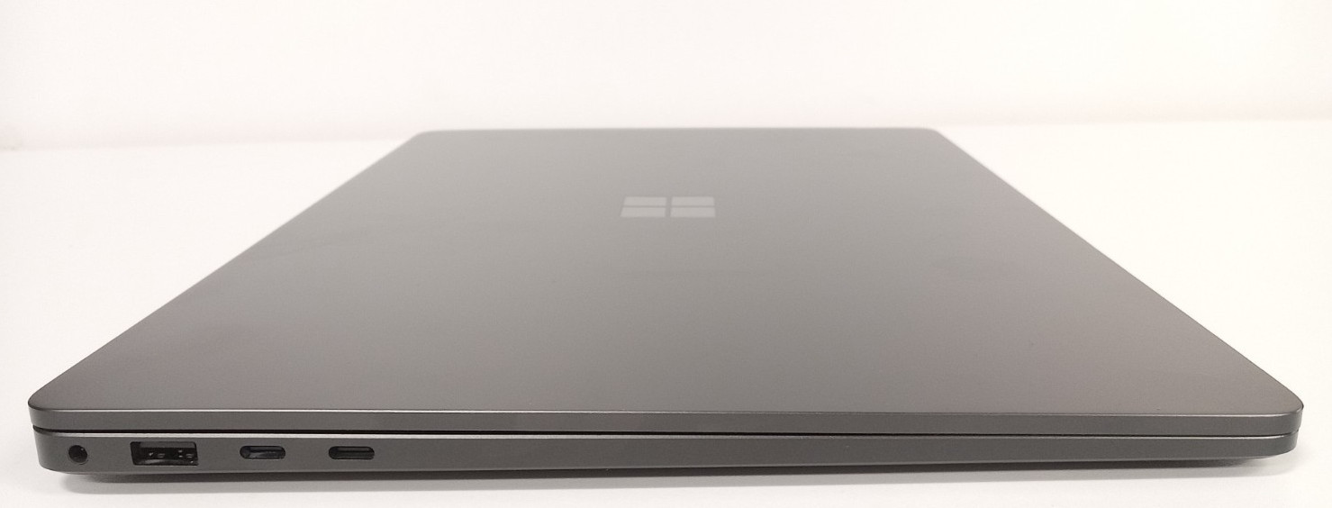 Microsoft Surface Laptop 7 15″ 2037 (1TB NVMe SSD, Snapdragon X Elite, 16GB RAM)