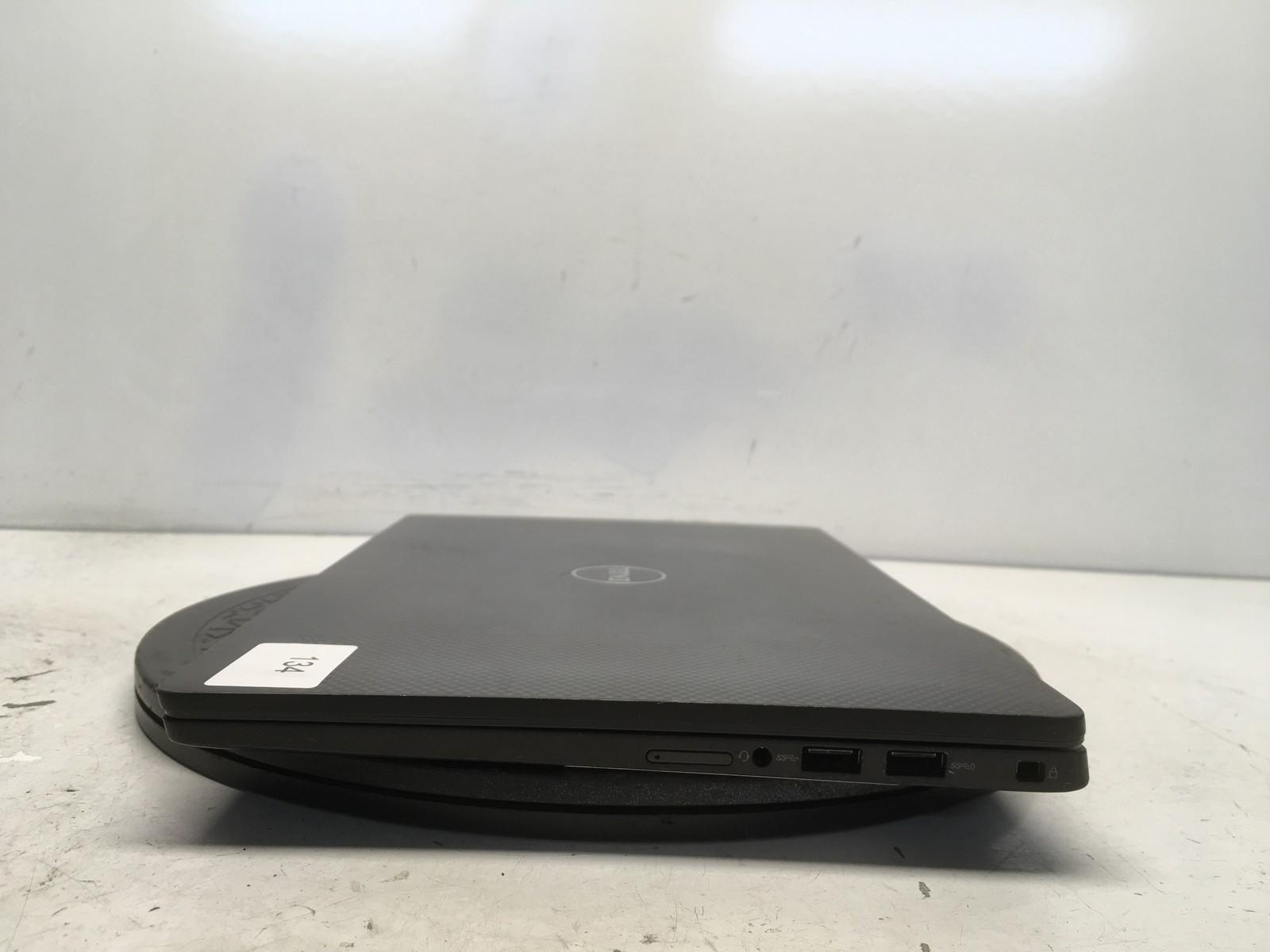 Dell Latitude 7410 Intel i7-10610U 1.8GHz 16 GB NO HDD No Batt