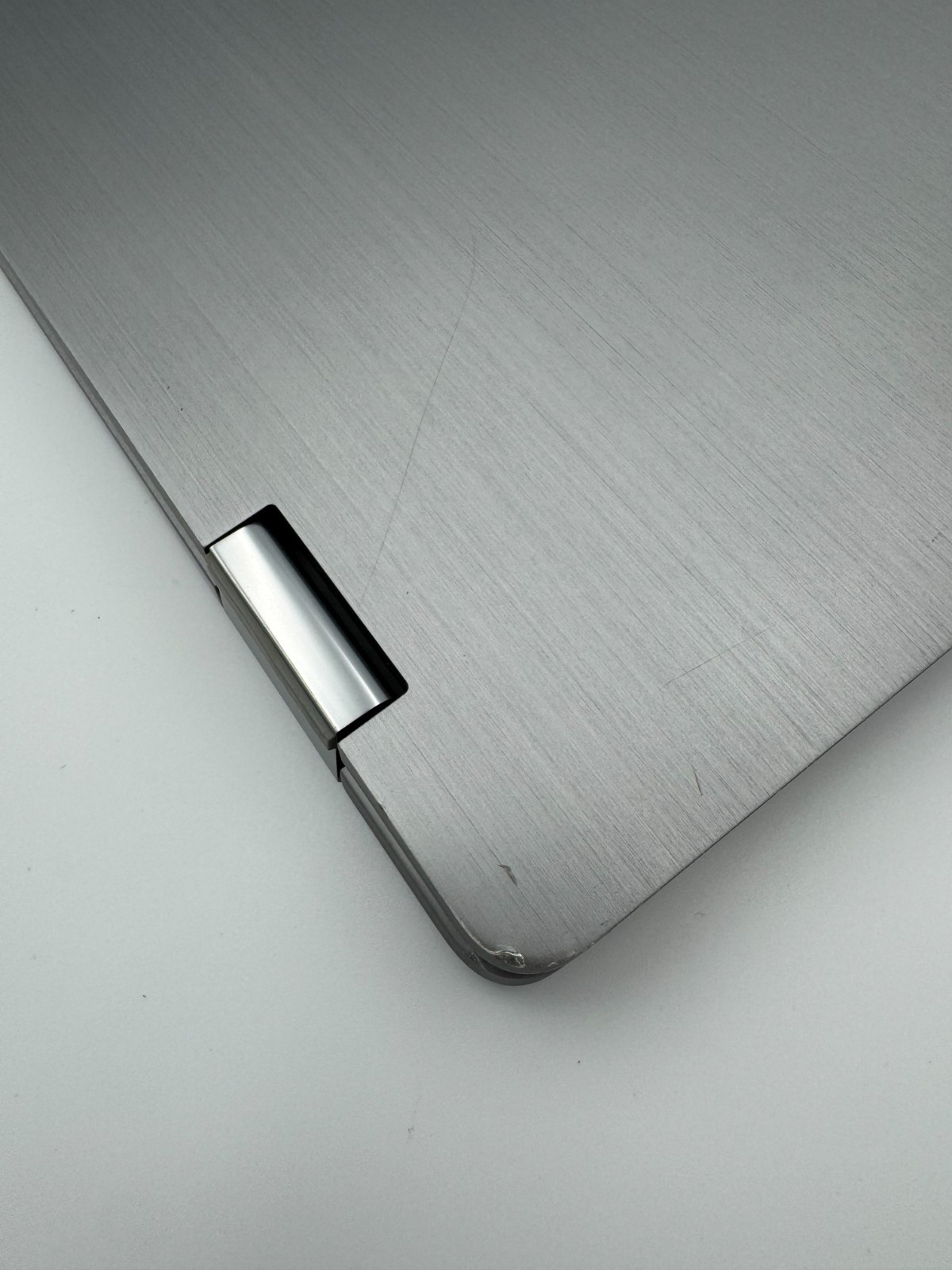 Dell Inc. Latitude 7320 13.3″ 11th Gen Core i5-1145G7 2.60GHz 8GB 256GB NVME