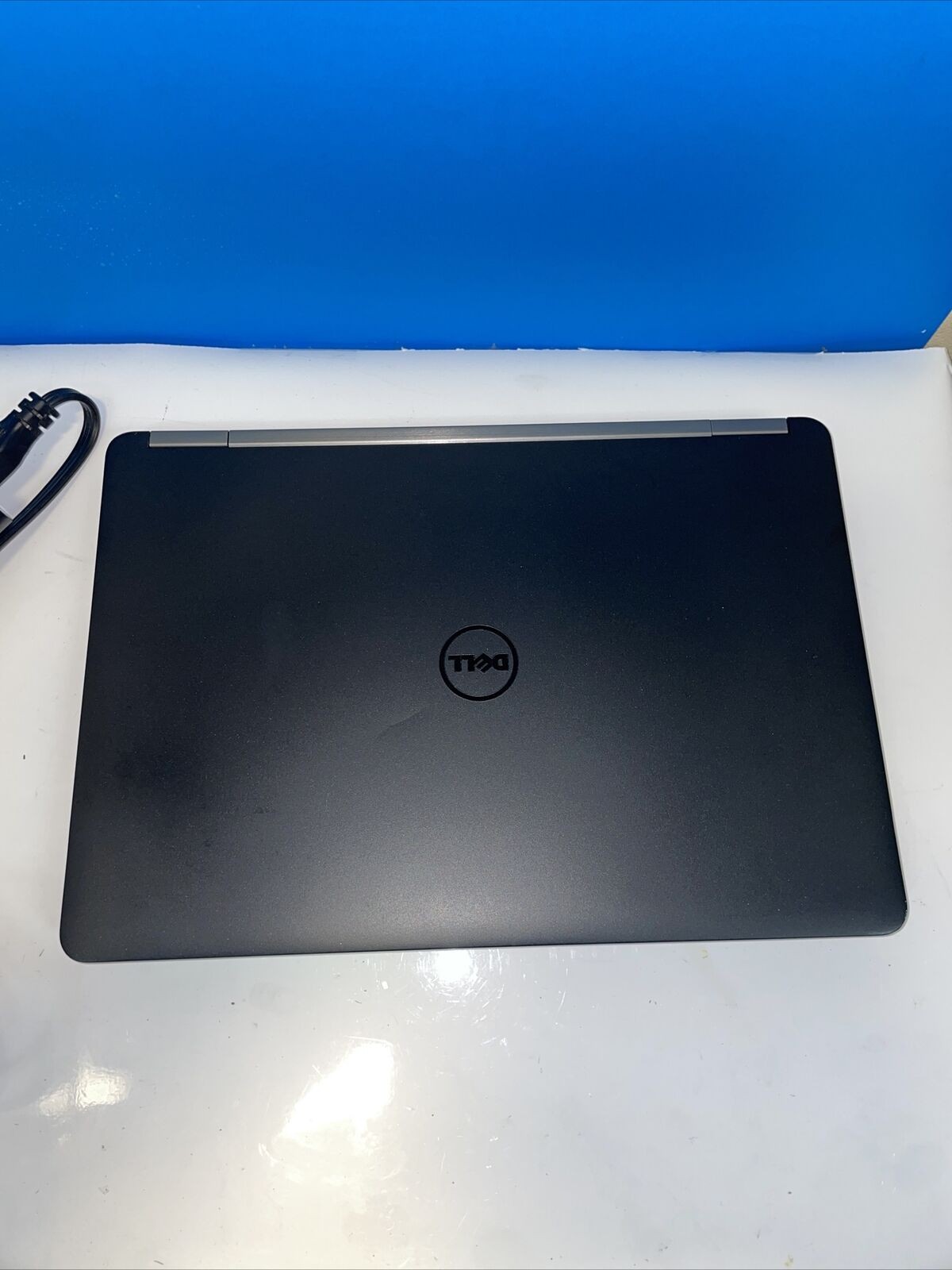 Dell Latitude E5270 12.5″ Core i3-6100U 2.3GHz 8GB DDR4 500GB SSD Win10 pro