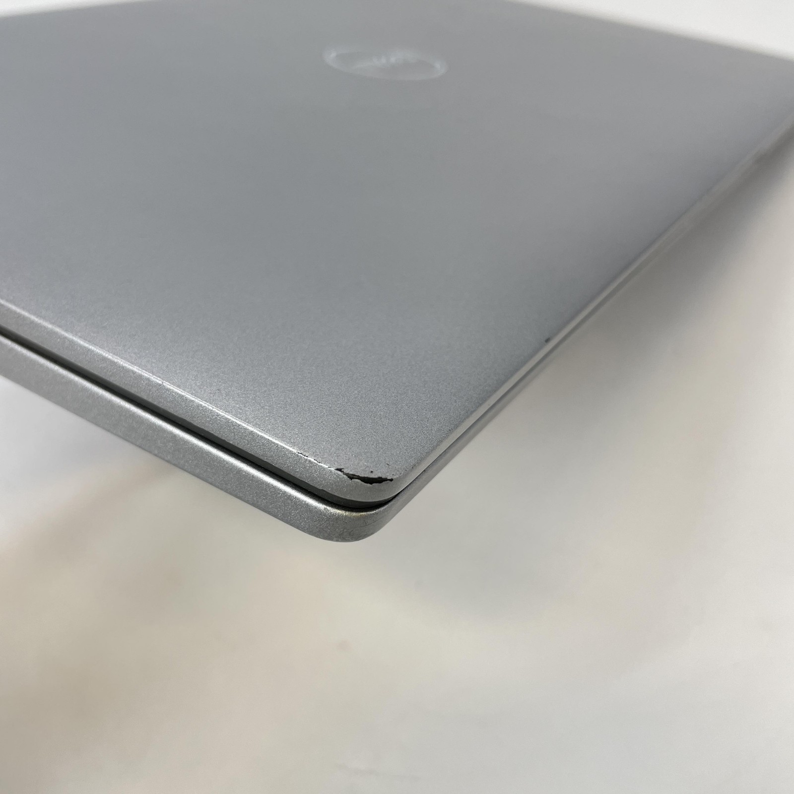 Dell Precision 3490 14 FHD 1.4 GHz Ultra 7 165H 16GB 512GB SSD RTX 500 Ada