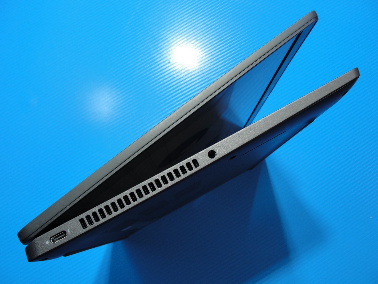 Dell Latitude 7430 14″FHD Intel Core i5-1245U 1.6GHz 16GB RAM 512GB SSD +PA