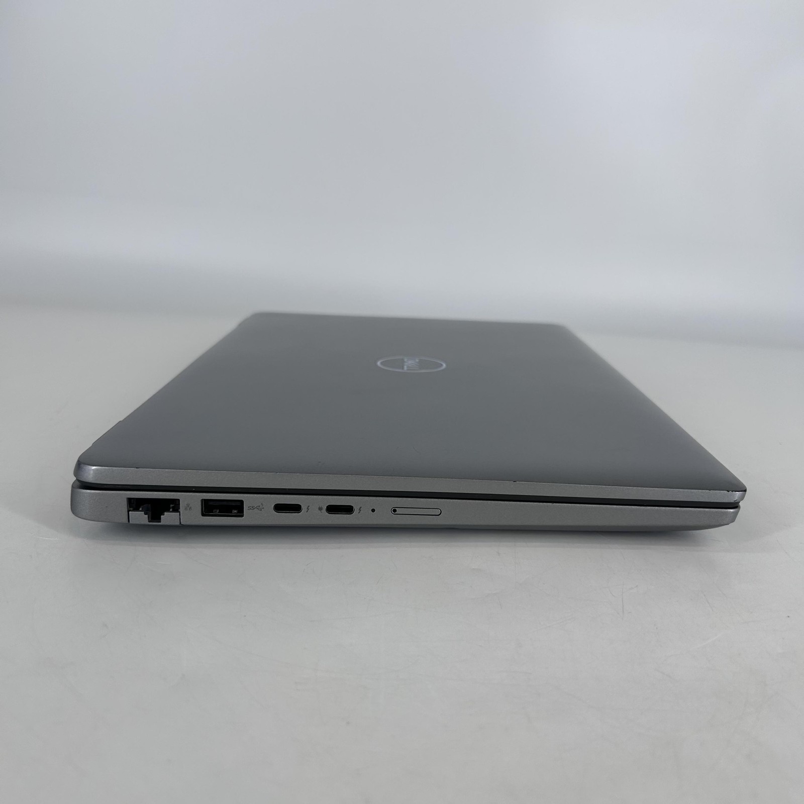 Dell Latitude 5450 14 FHD TOUCH 1.4 GHz Ultra 7 165H 32GB 512GB SSD Very Good