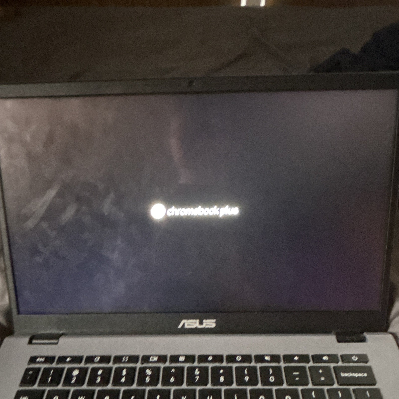 ASUS Chromebook Plus 15.6″ FHD Intel Core i3 8GB RAM 256GB SSD Gray Chrome OS
