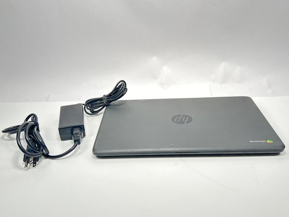 HP Chromebook 14-ca000nr 14 Inch N3350 4GB 32GB Chrome OS Laptop