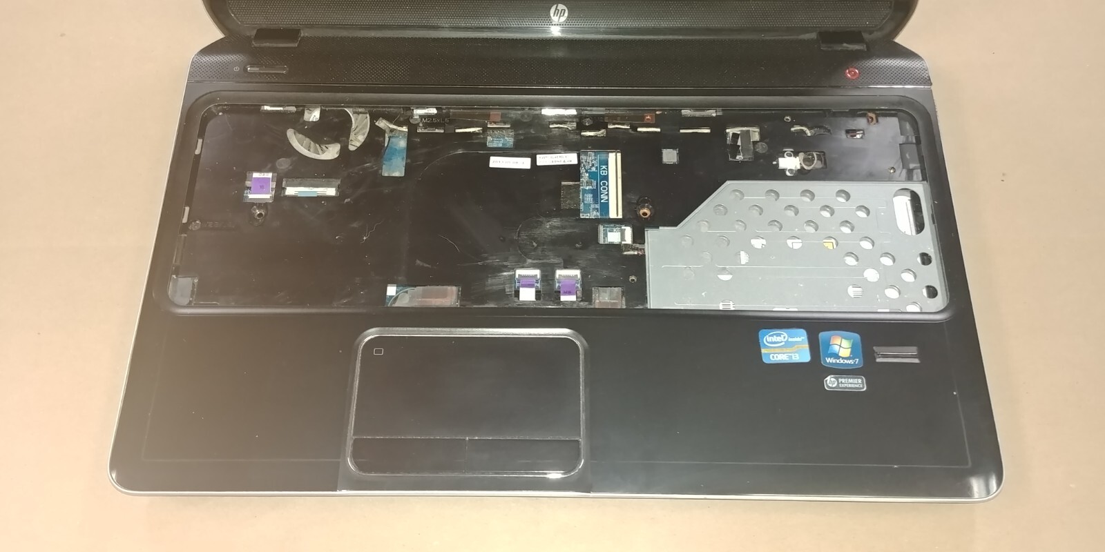 HP Pavilion dv6t-7000 INCOMPLETE FOR PARTS