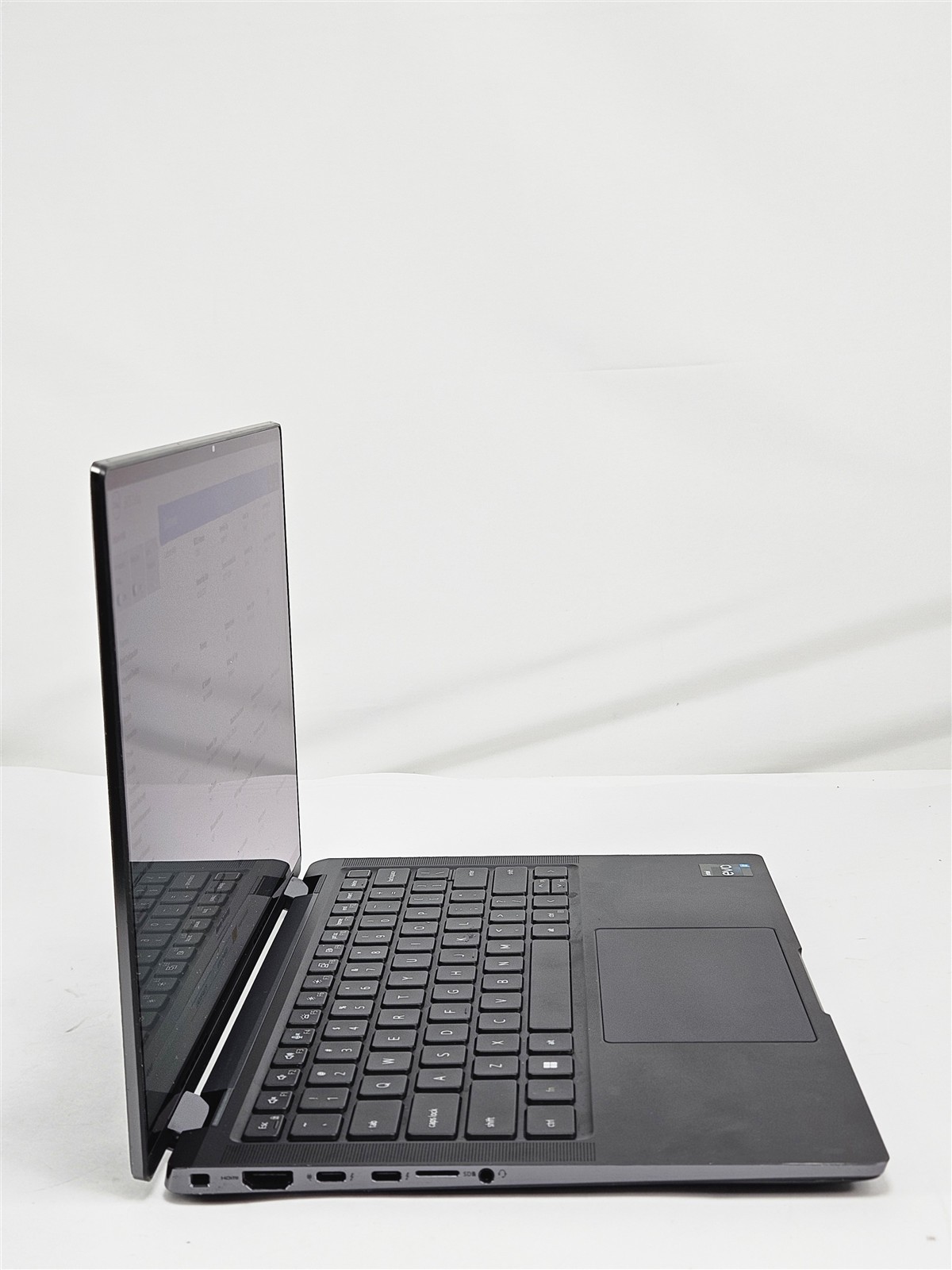 Dell 14″ Latitude 9430 2-in-1 Intel Core i7-1265U 16GB 256GB SSD Iris Xe Gray
