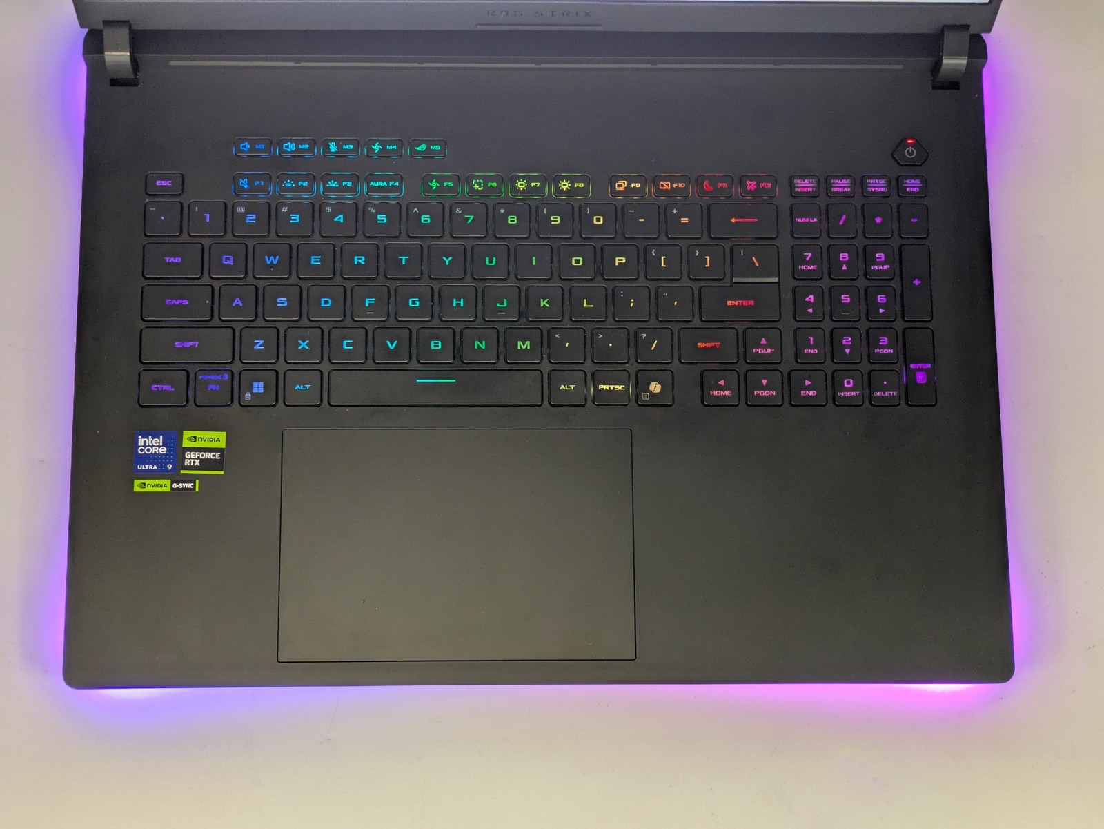 ASUS ROG Strix SCAR G835L 18″ Ultra 9 275HX 32GB DDR5 2TB SSD RTX 5080 W11Pro