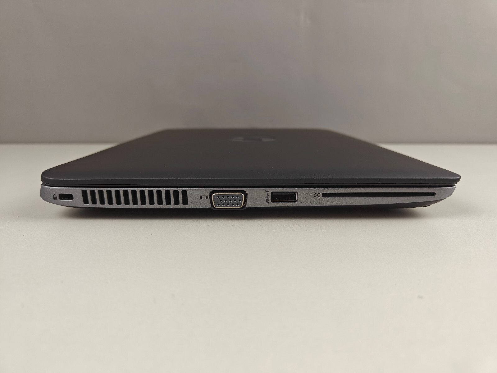 HP Elitebook 820 G1 12,5″ i5-4310U, 4GB RAM, 180GB SSD, UMTS, WIN 10 Pro