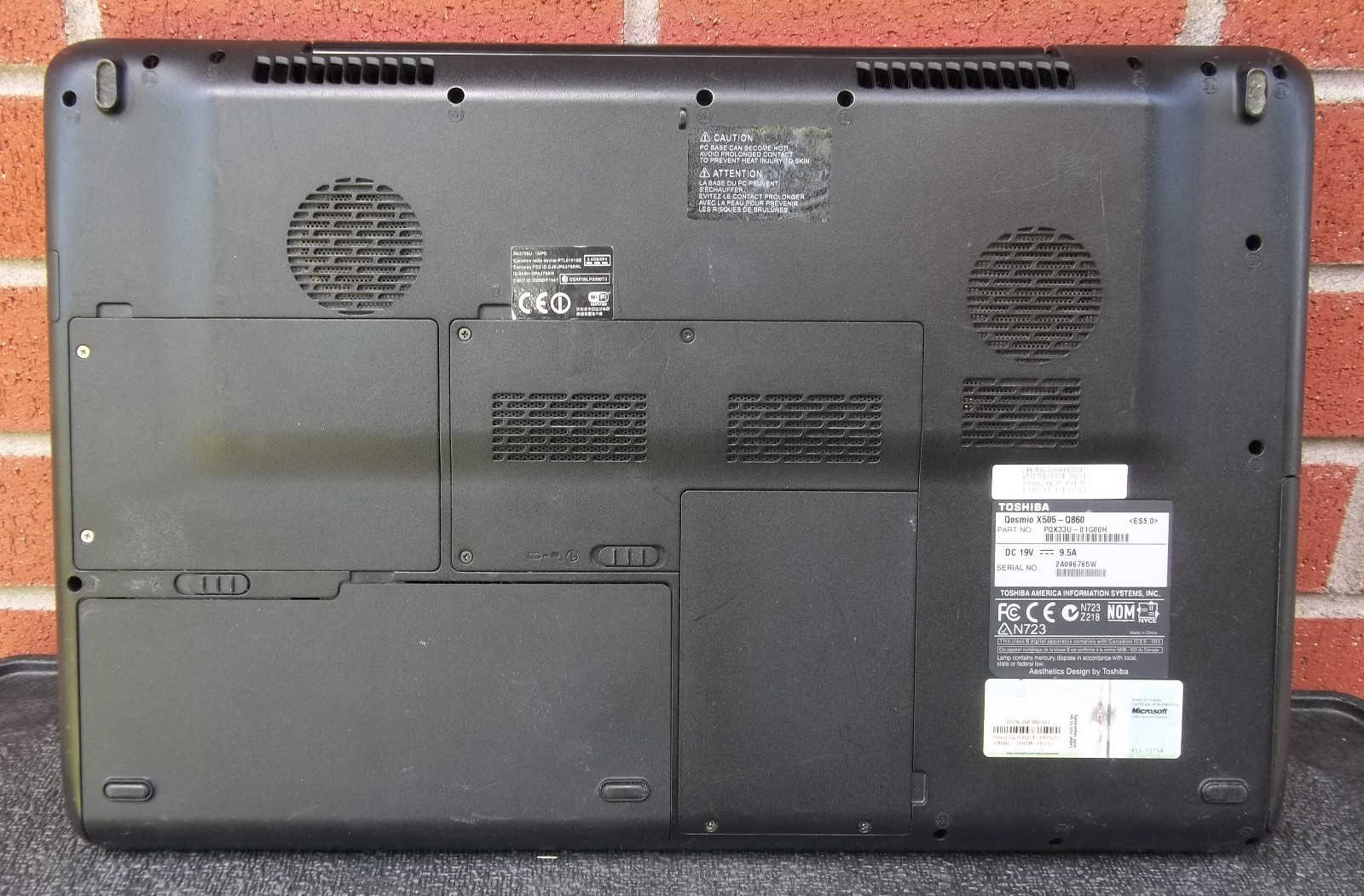 Toshiba Qosmio X505-Q860 18.4″ laptop, complete and functioning, see details