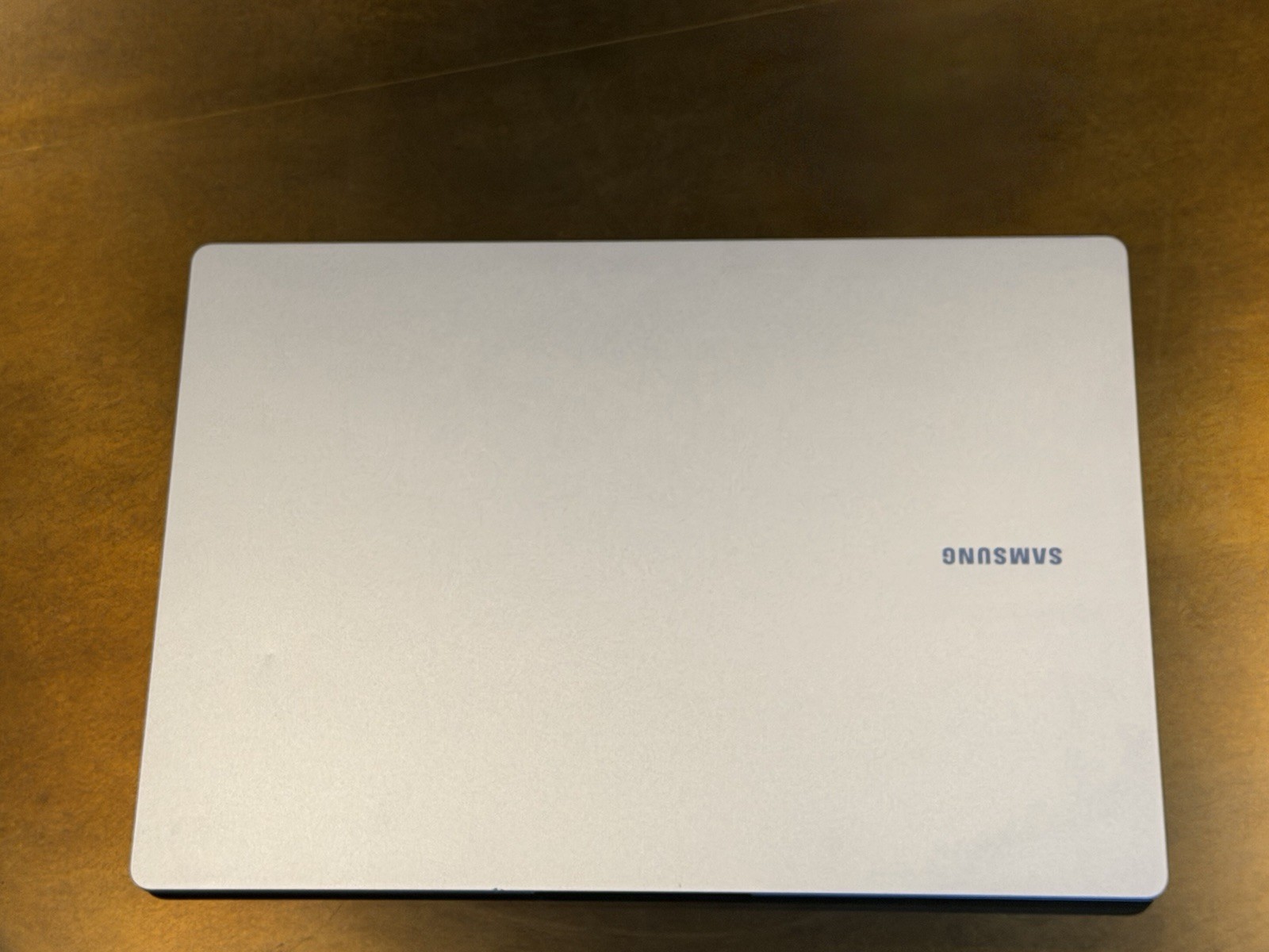 Samsung Galaxy Book4 Edge 16” Screen Copilot+ PC w/ 16 GB RAM + 512 GB SSD