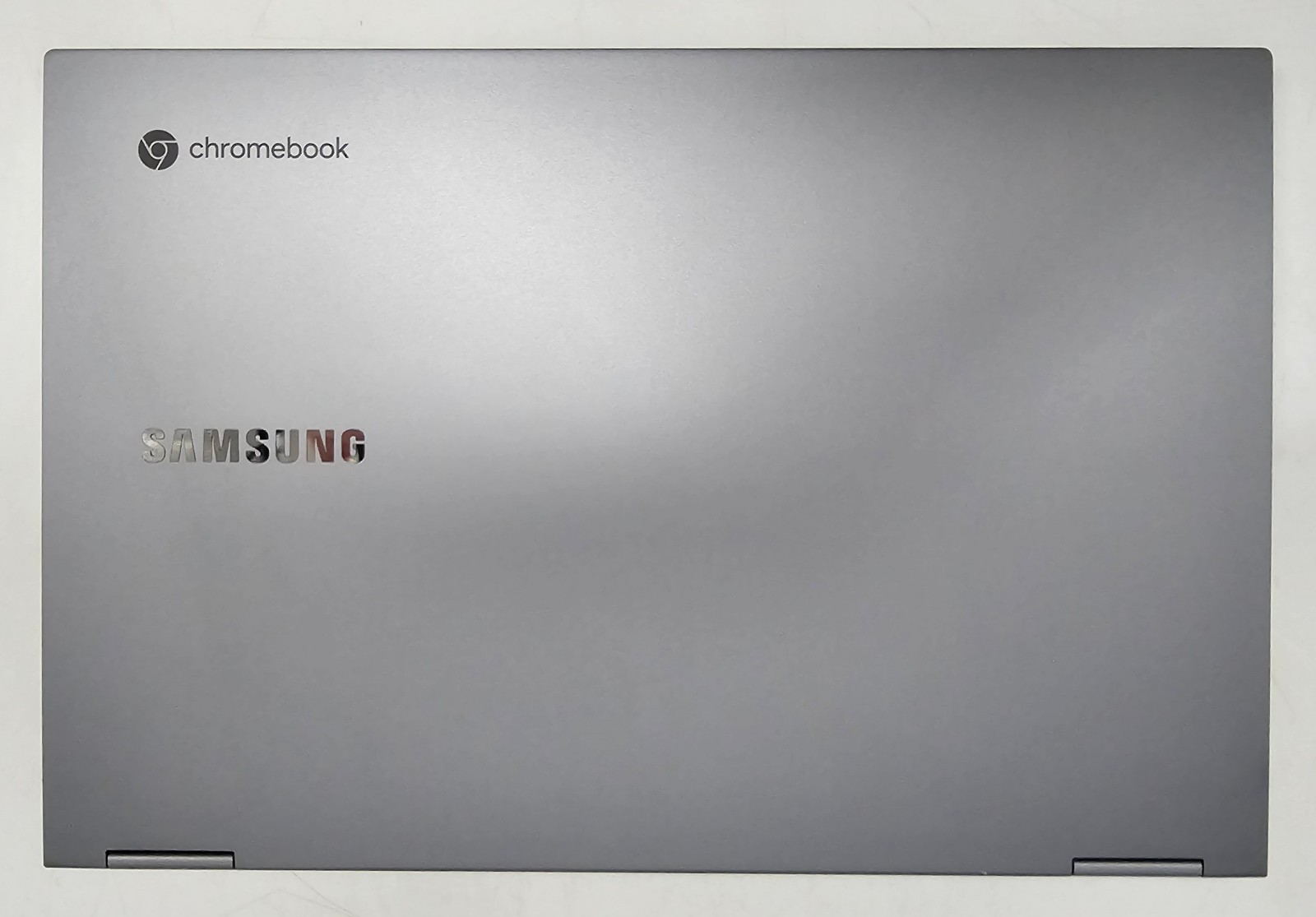 Samsung XE930QCA – 13.3″ 2-in-1 Chromebook – i5-10210U 8GB RAM 256GB SSD – GOOD