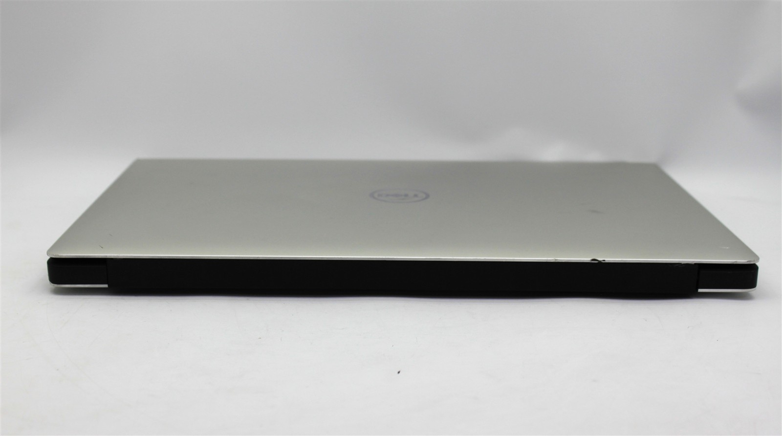 Dell Precision 5530 15″ Intel Xeon E-2176 2.70GHz 16gb 512GB NVMe Win 11 Pro