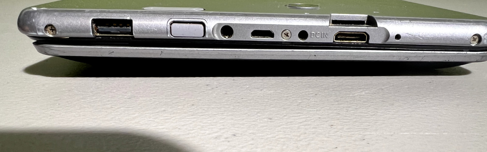 RCA Cambio W101SA23 Silver Tablet/Laptop For Parts only!