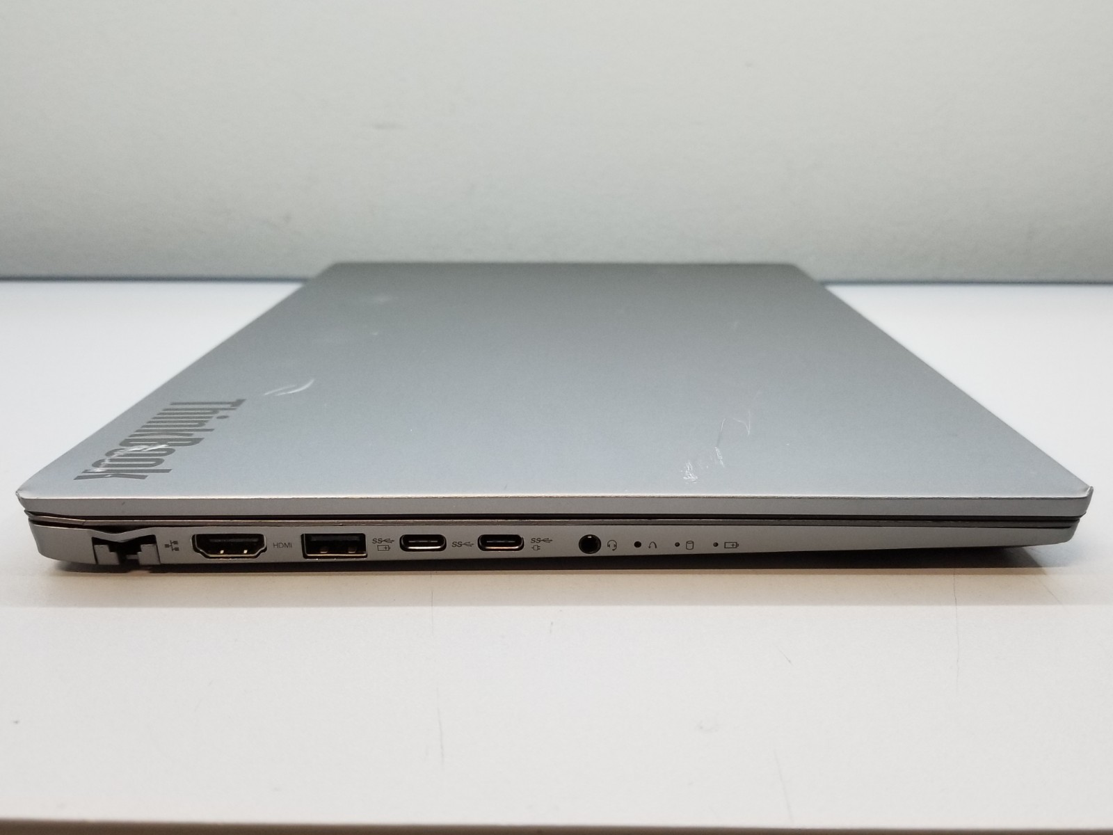 Lenovo ThinkBook 14-IIL 14″ FHD i5-1035G1 1.0GHz 8GB RAM 256GB NVMe Win 11 Pro