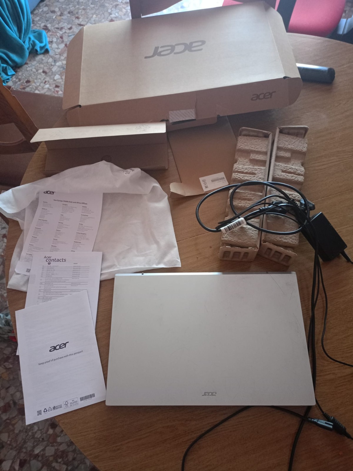 Acer Aspire 3 15(A315-44P)-Ryzen7 5700U/512gb SSD