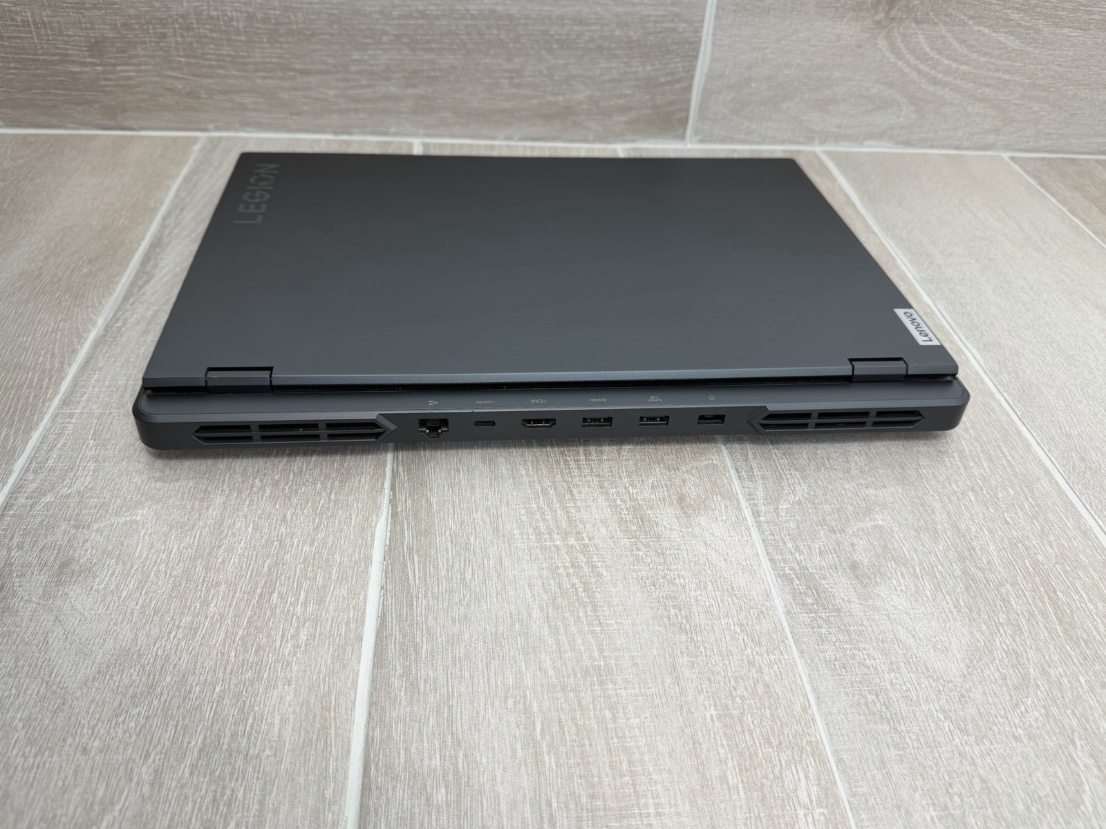 Legion Pro 5 16IRX8 16″ Core i7-13700HX GeForce RTX 4060 16GB RAM 512GB SSD