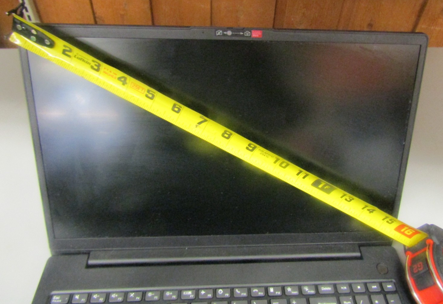 *FOR PARTS* Lenovo V15 G4 15.6″ HD Laptop Intel WINDOWS 11 *WON’T STAY ON*