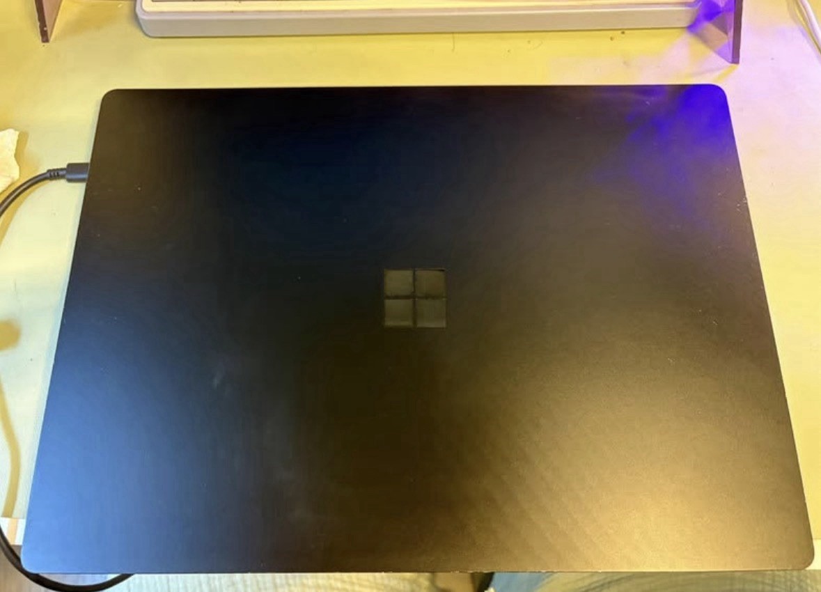 Microsoft Surface Laptop 3 13.5″ (256GB SSD, Intel Core i7 10th Gen., 3.90 GHz,