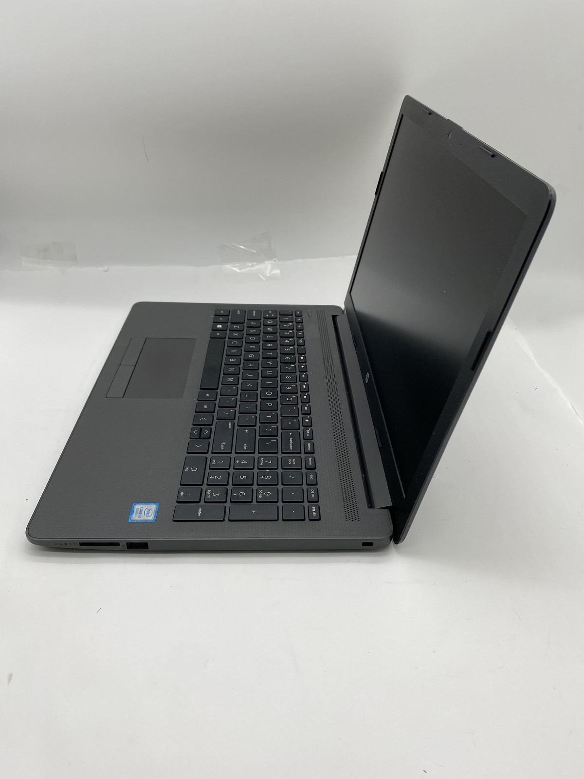 HP Notebook 250 G7 Laptop Intel Core i5 8265U No Ram – No HDD