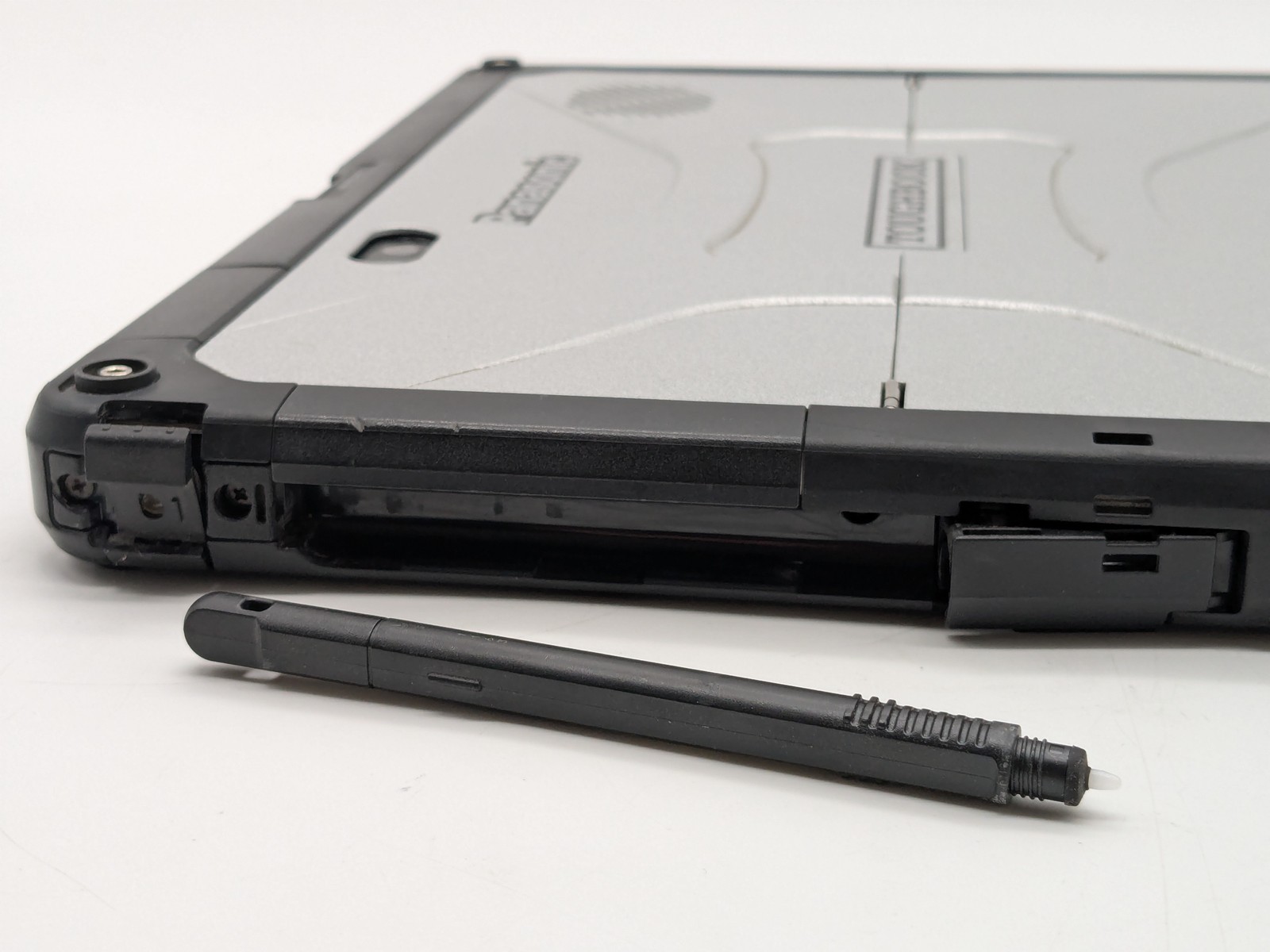 Panasonic Toughbook CF33 MK1 2-in-1 12″ Touch I5-7300U 16GB 4G LTE Stylus *READ*