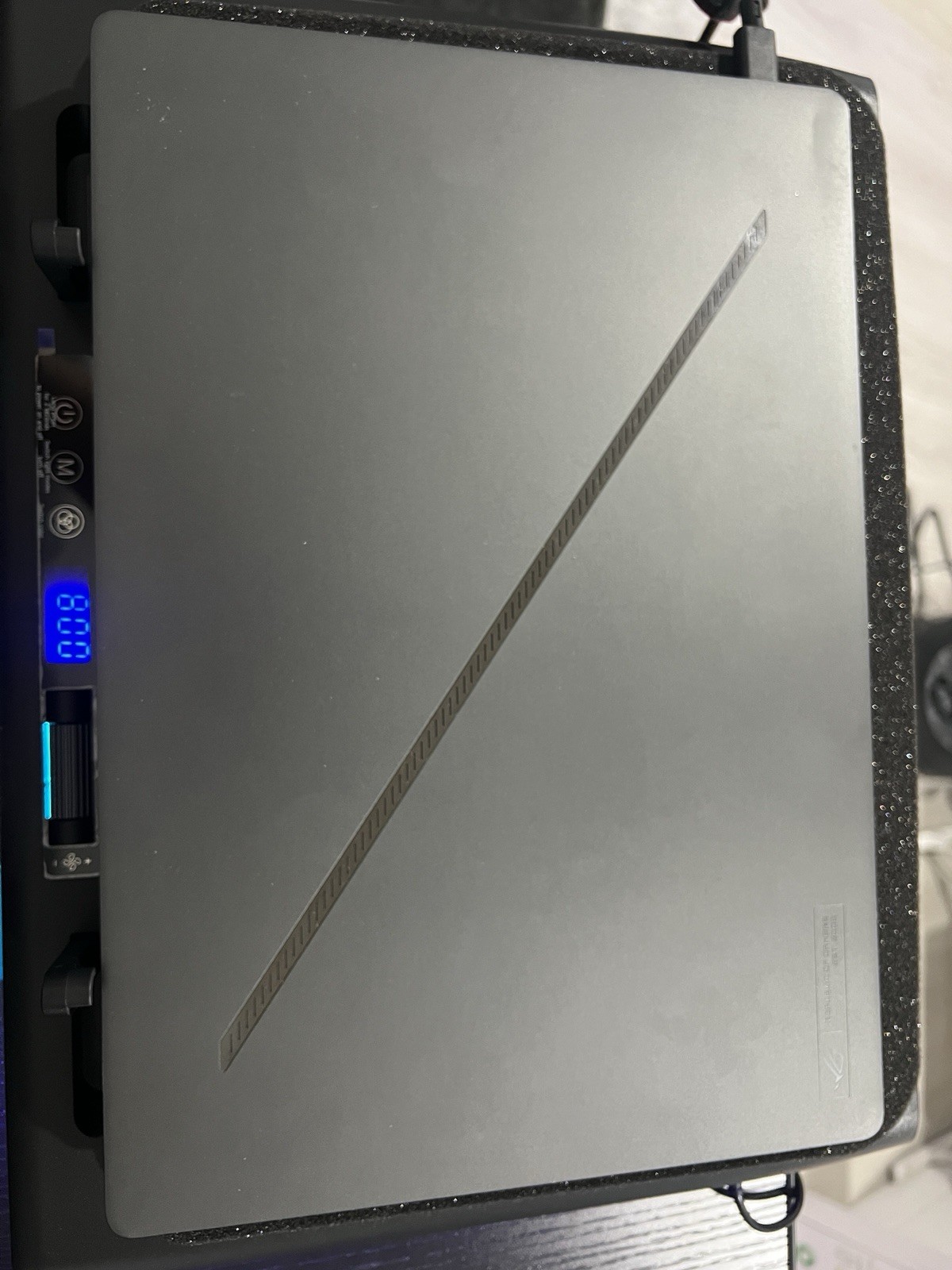 Asus ROG Zephyrus G16 RTX 4070, 16″ OLED 240Hz Ultra 9, 16GB 1TB
