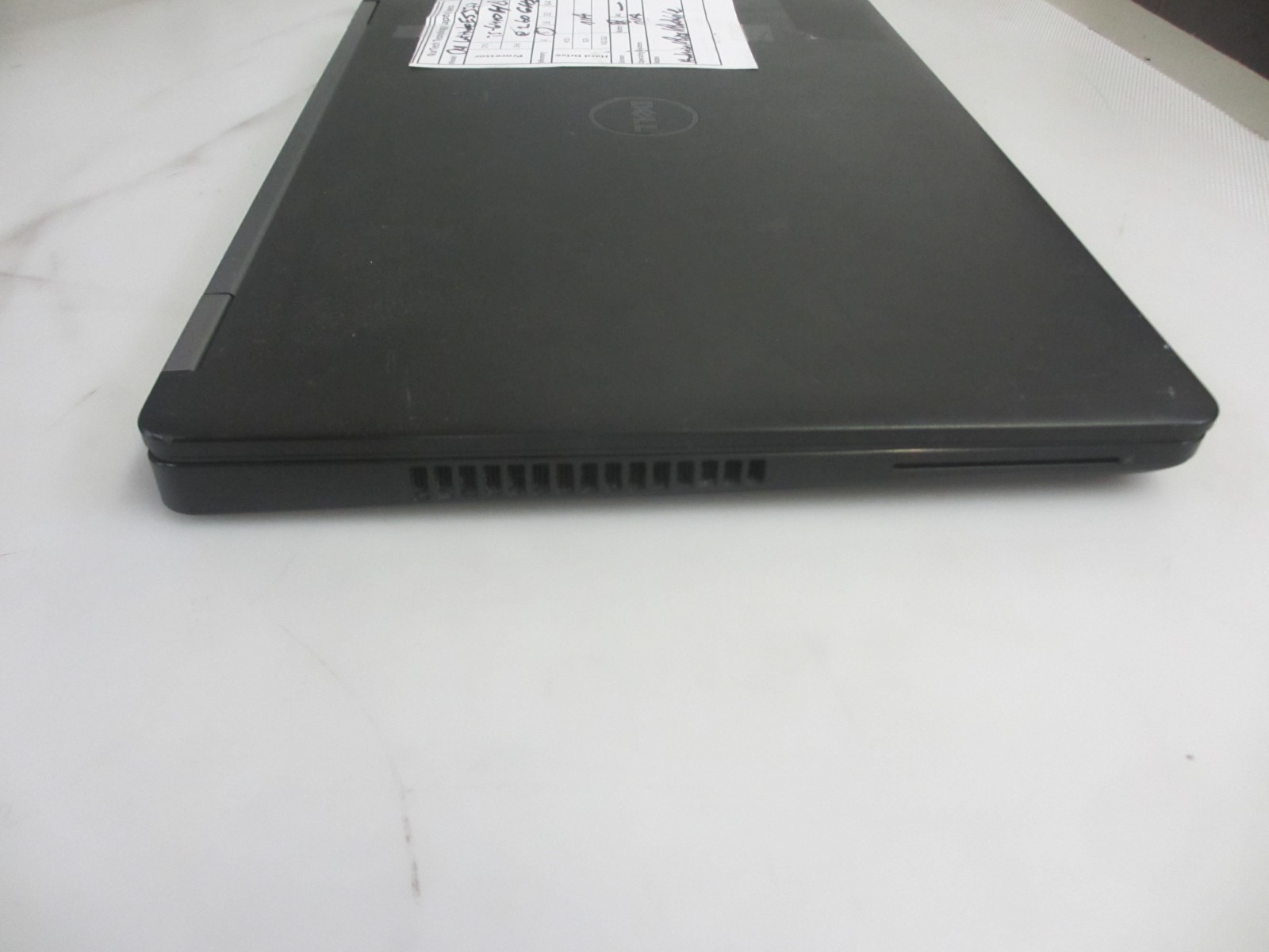 Dell Latitude E5570 15.6″ i5-6440HQ 2.60GHz 8GB Laptop NO OS/ HDD/AC READ
