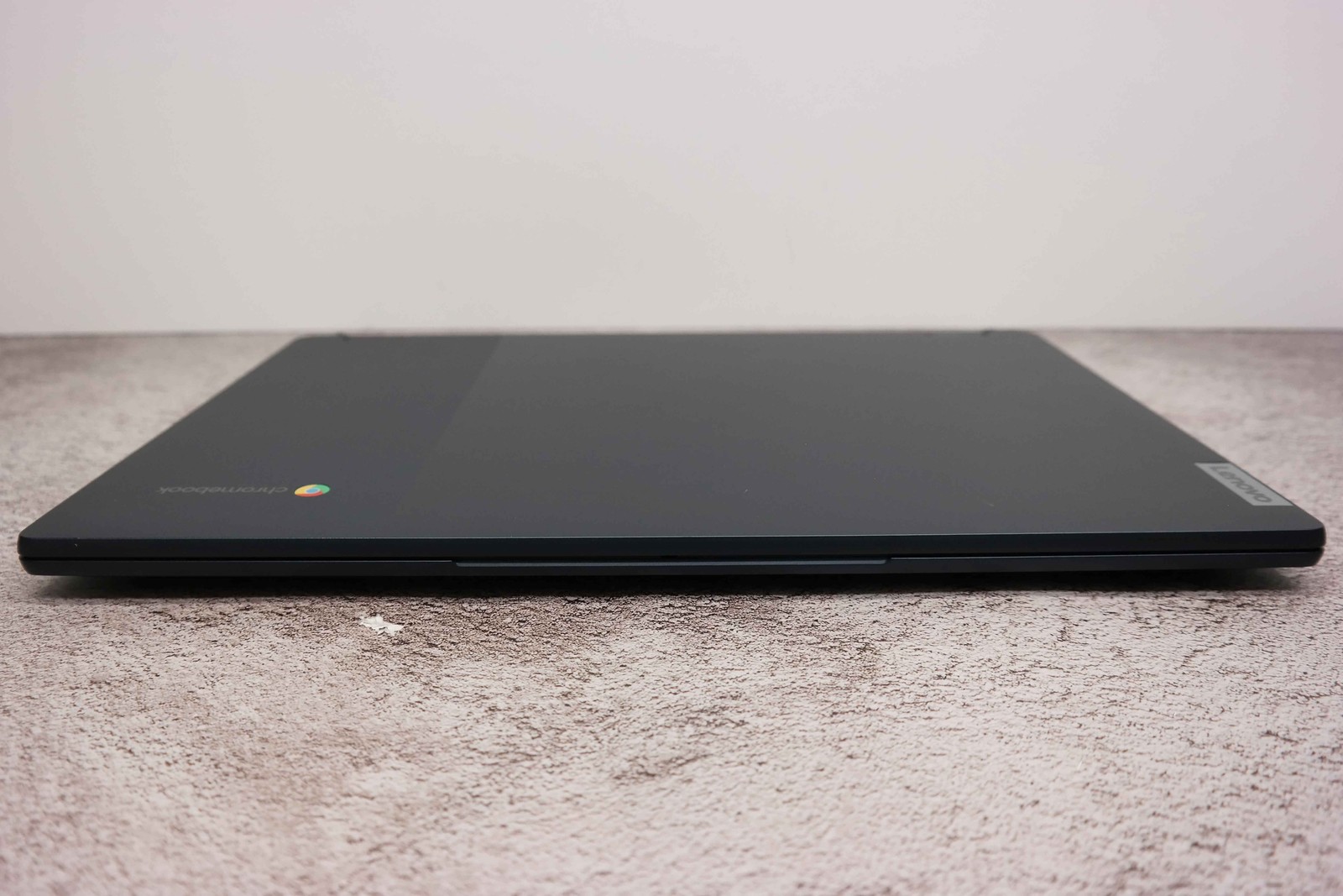 Lenovo Flex 3i Chromebook 15.6″ 4GB 64GB Abyss Blue BROKEN
