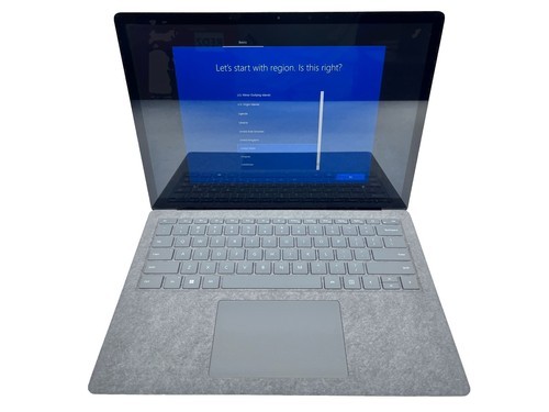 Microsoft Surface Book 3 13.5″ 2-in-1 Laptop I5-1035G7 1.2Ghz 8GB 256GB Win11Pro